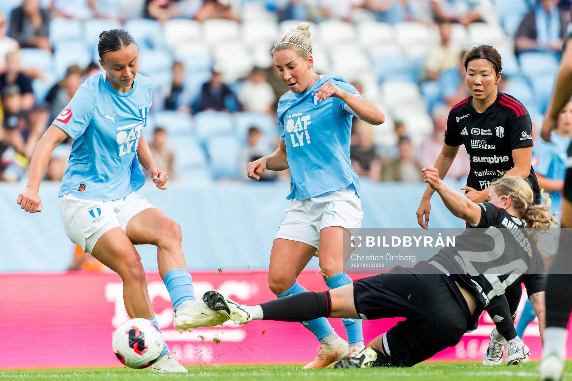 Malmö FFs Amy Joan Irene Sayer och Mia Persson och Piteås