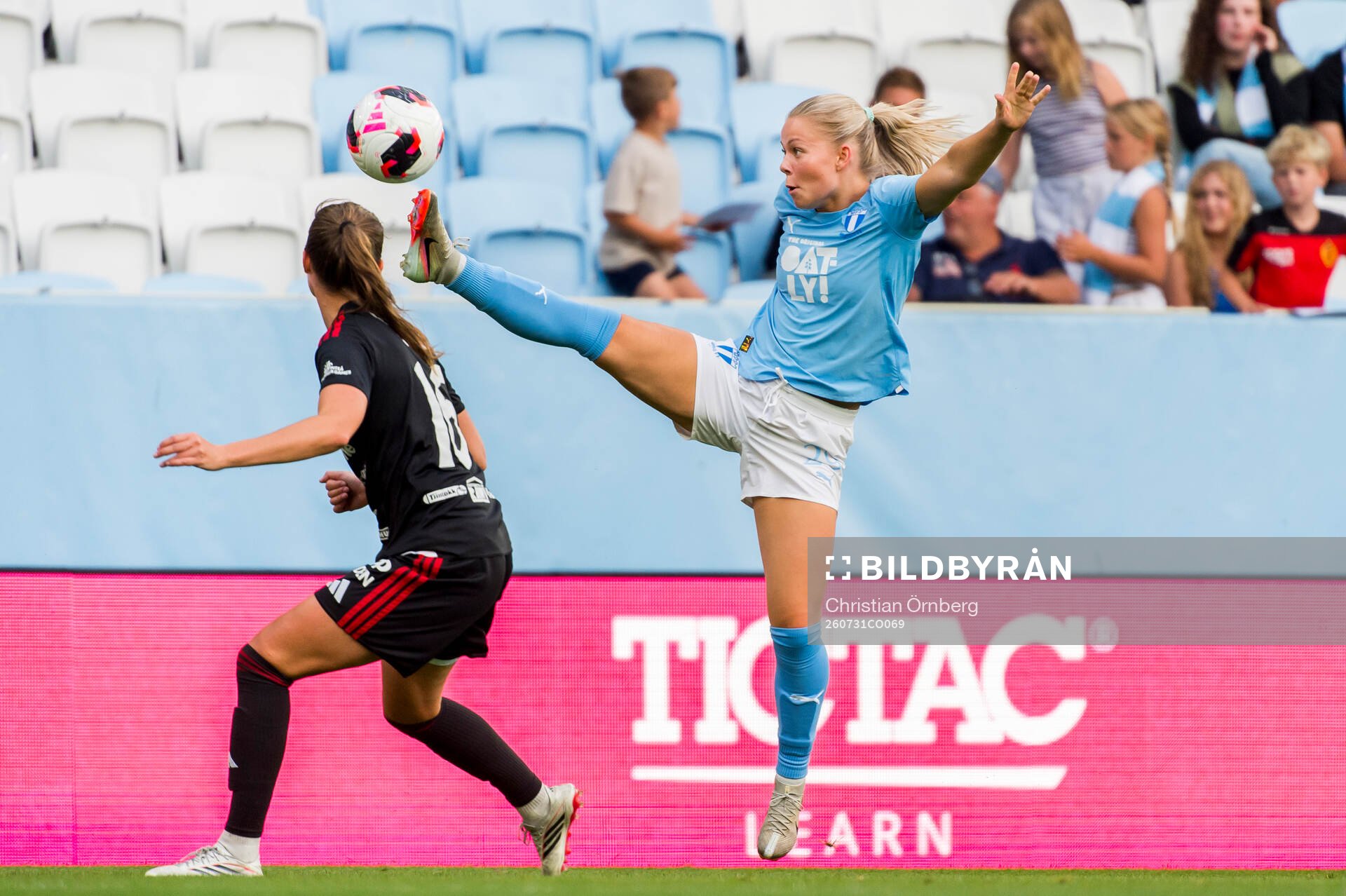 Piteås Maja Green och Malmö FFs Älvali Lindström