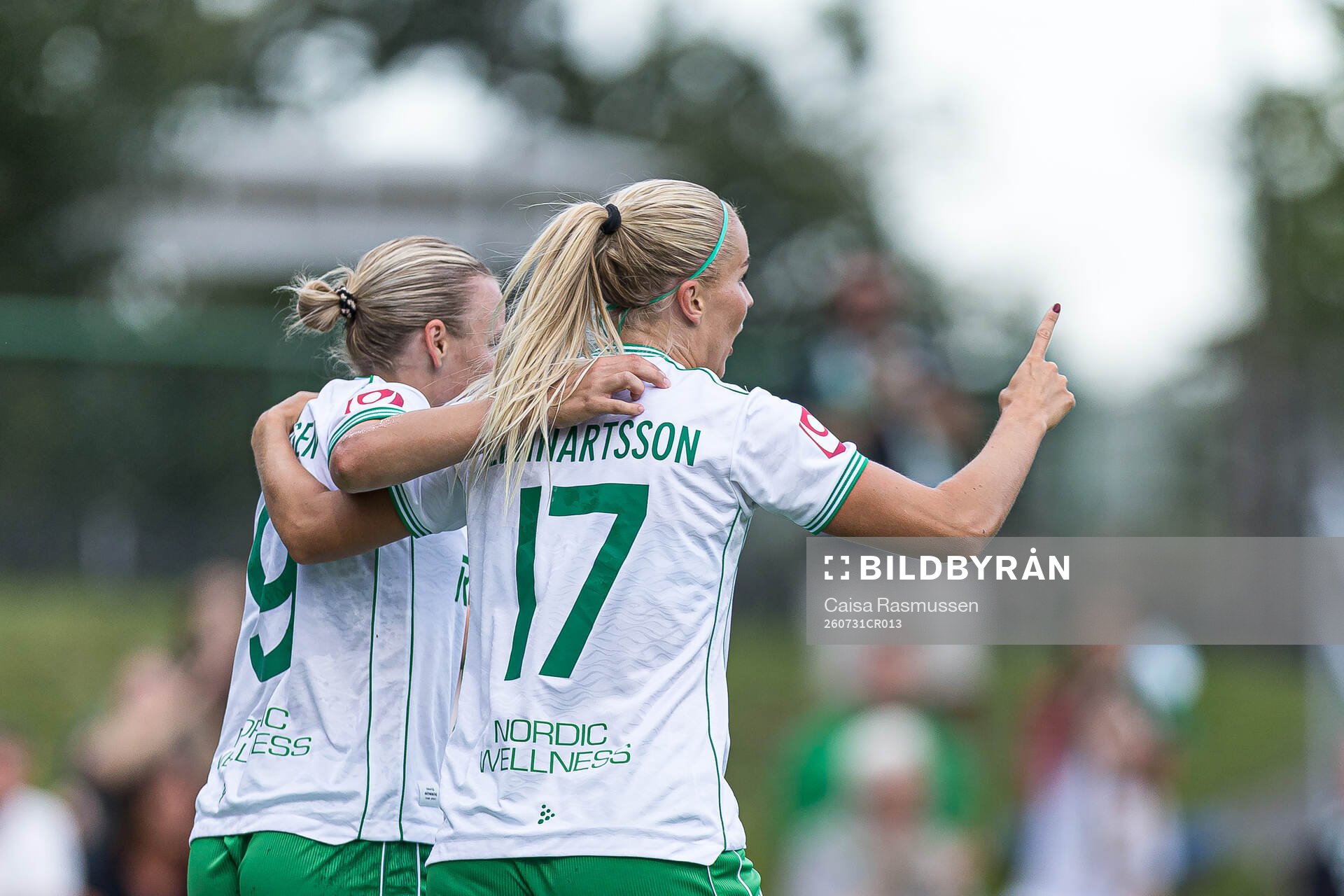 Hammarbys Mari Nyhagen och Stina Lennartsson jublar