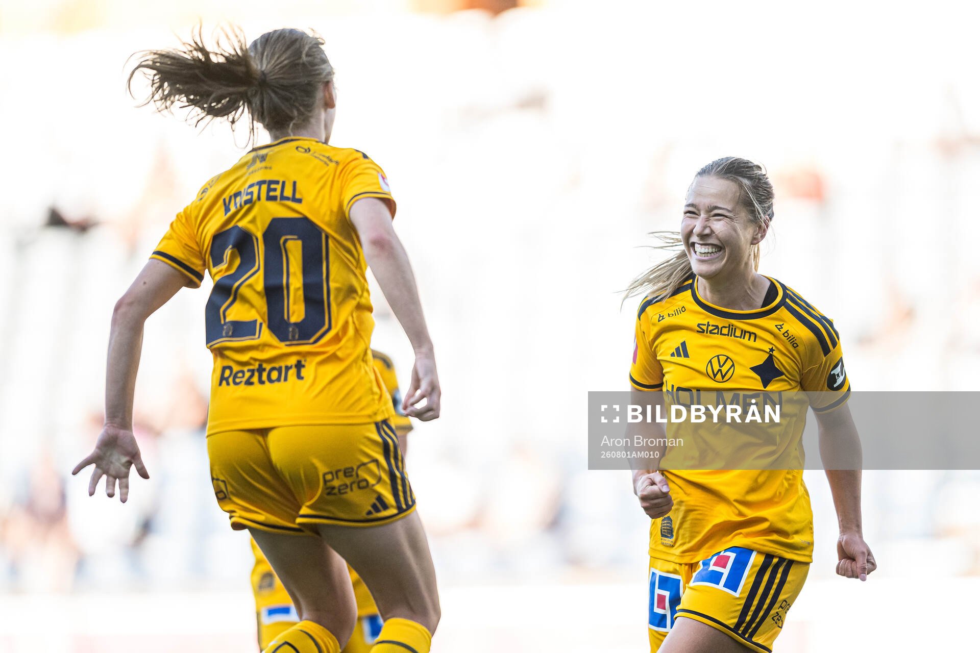 IFK Norrköpings Emma Engström jublar