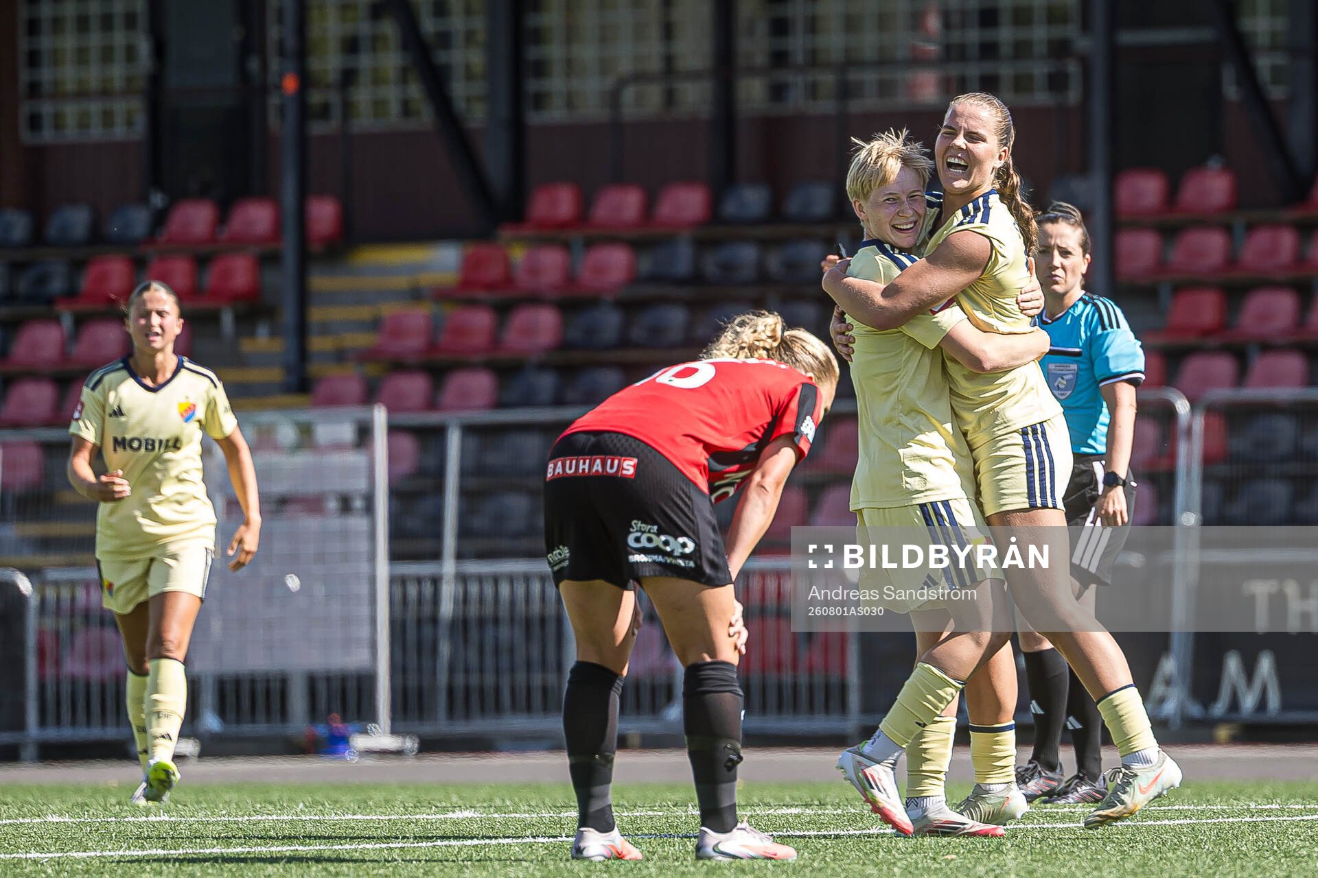 Djurgårdens Freyja Stefansdottir jublar
