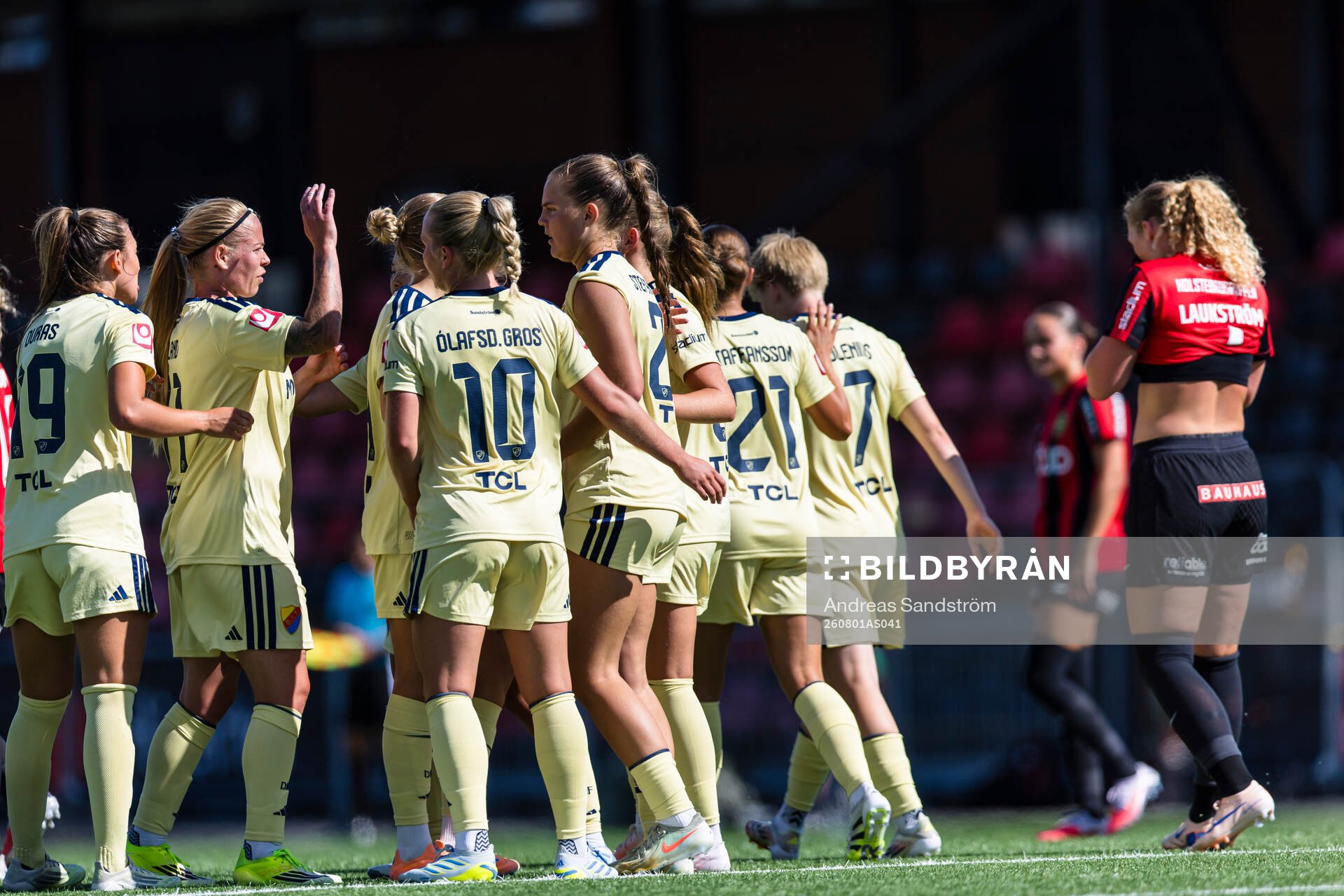 Djurgårdens Freyja Stefansdottir kvitterar till 1-1 och