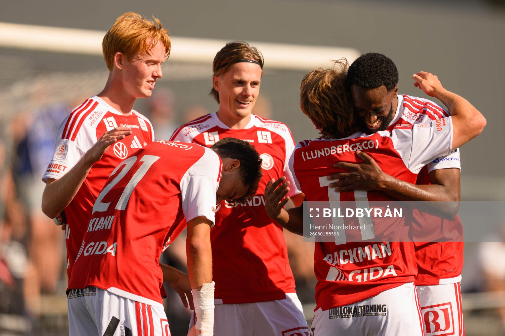 Sandvikens spelare jublar