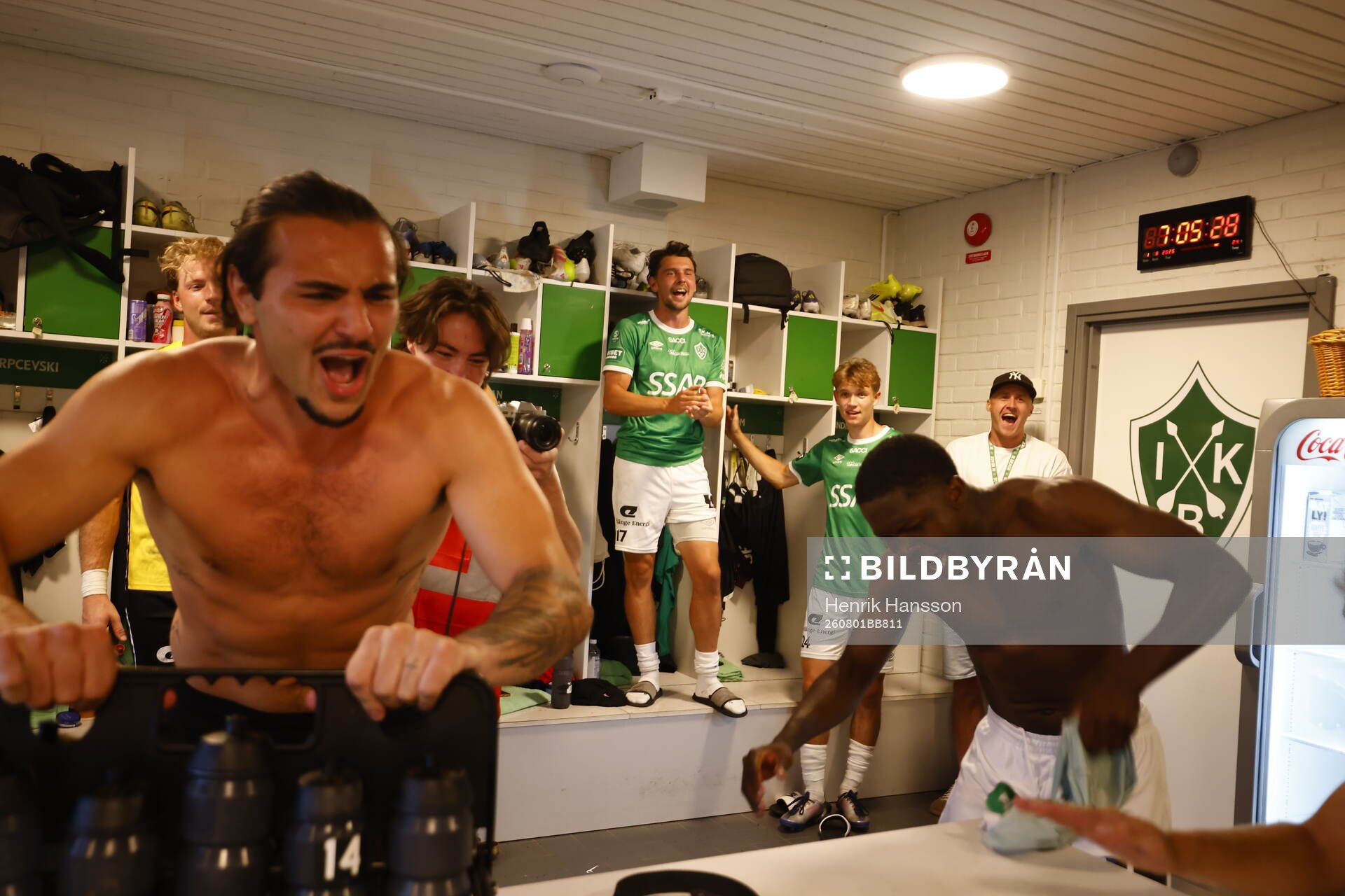 Brages spelare jublar