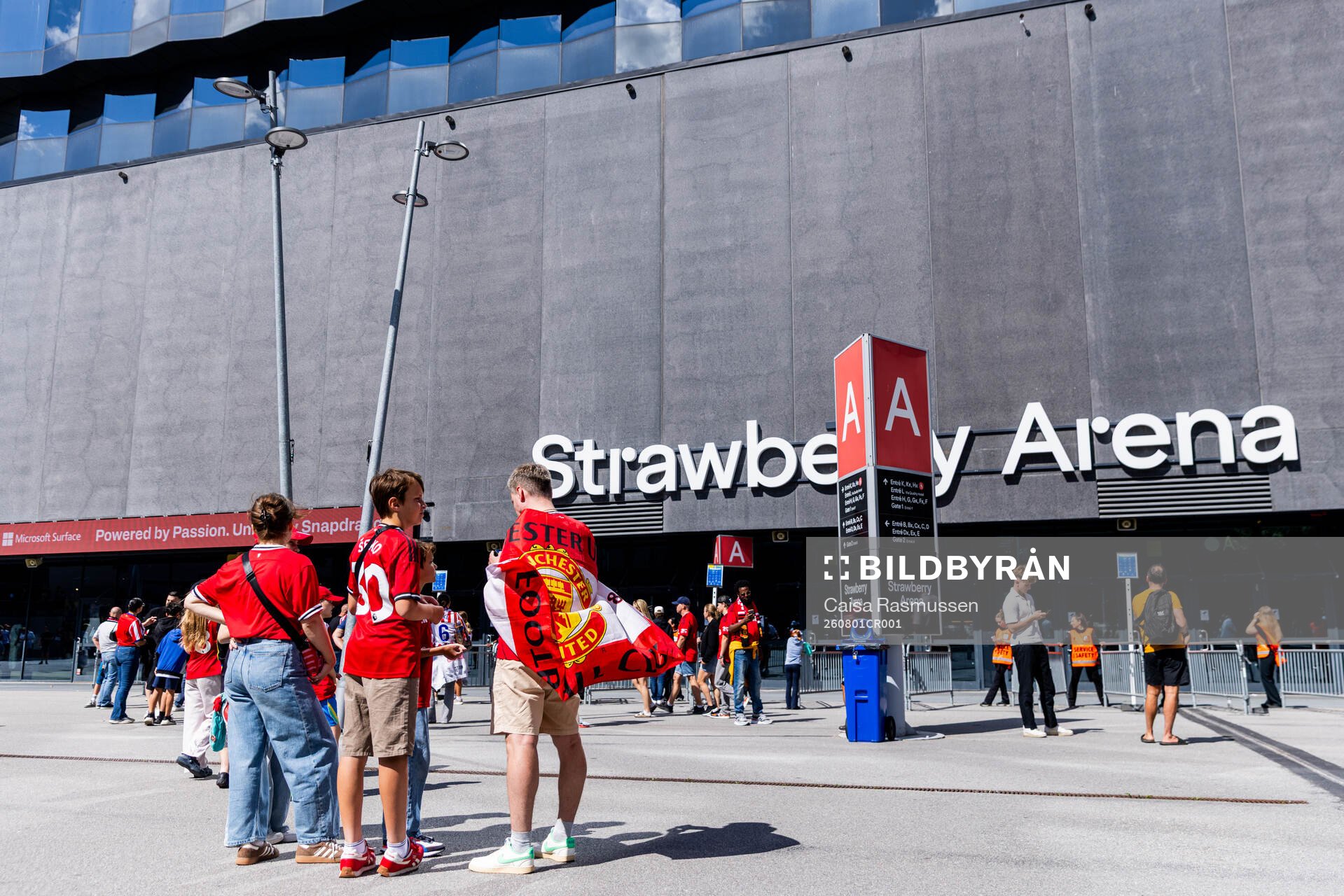 Fans outside the arena