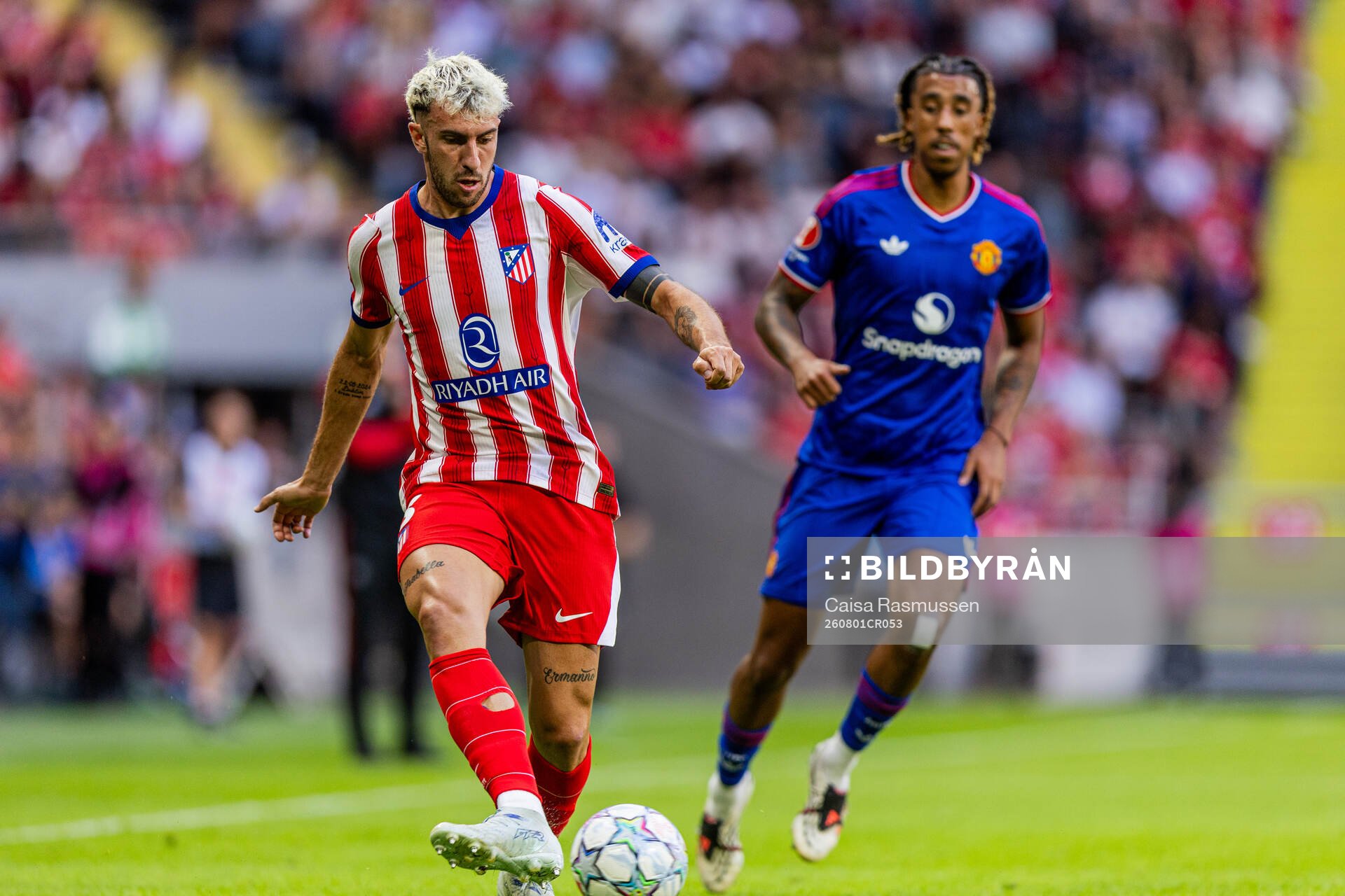 Matteo Ruggeri of Atletico de Madrid and Leny Yoro of