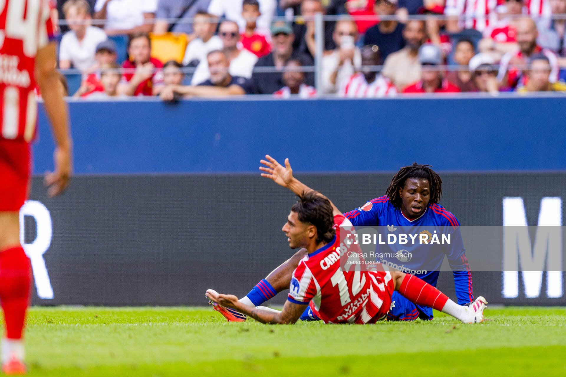 Carlos Martín of Atletico de Madrid and Patrick Dorgu of