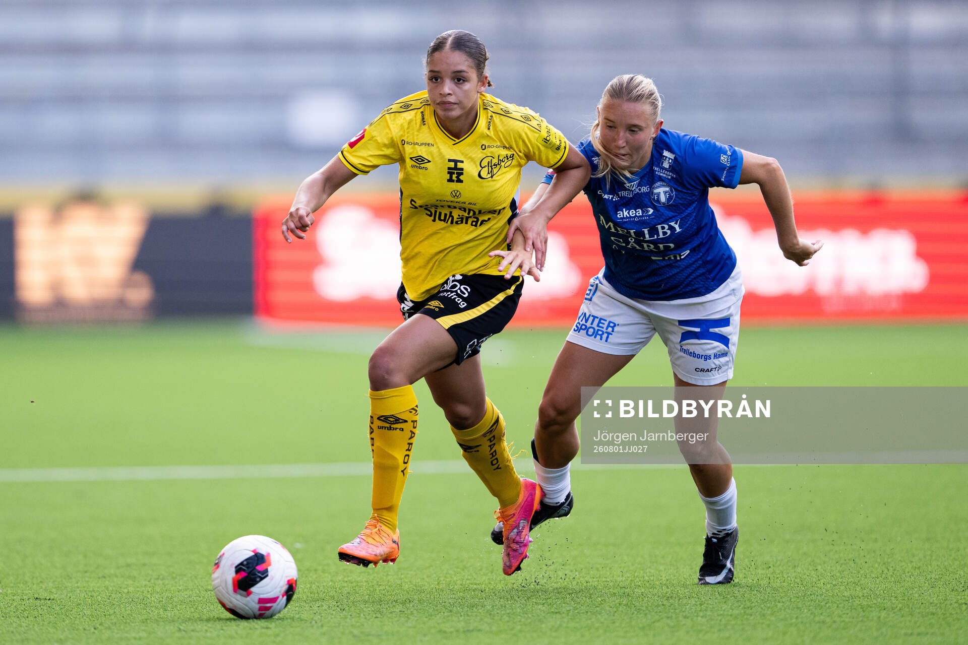 Elfsborgs Jennifer Brinck och Trelleborgs Ronja Karlsson