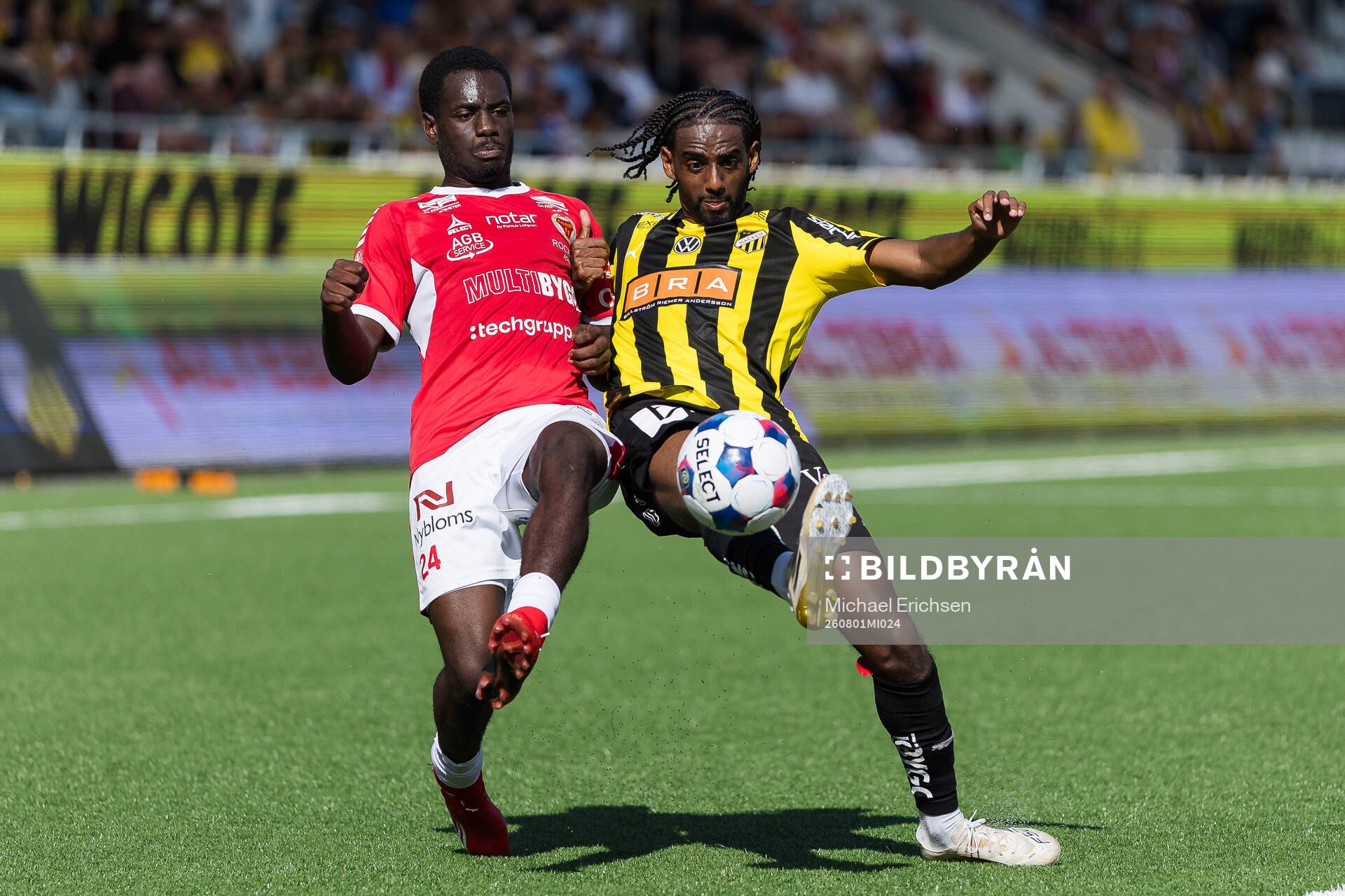 Kalmars Charles Sagoe Jr och Häckens Harun Ibrahim