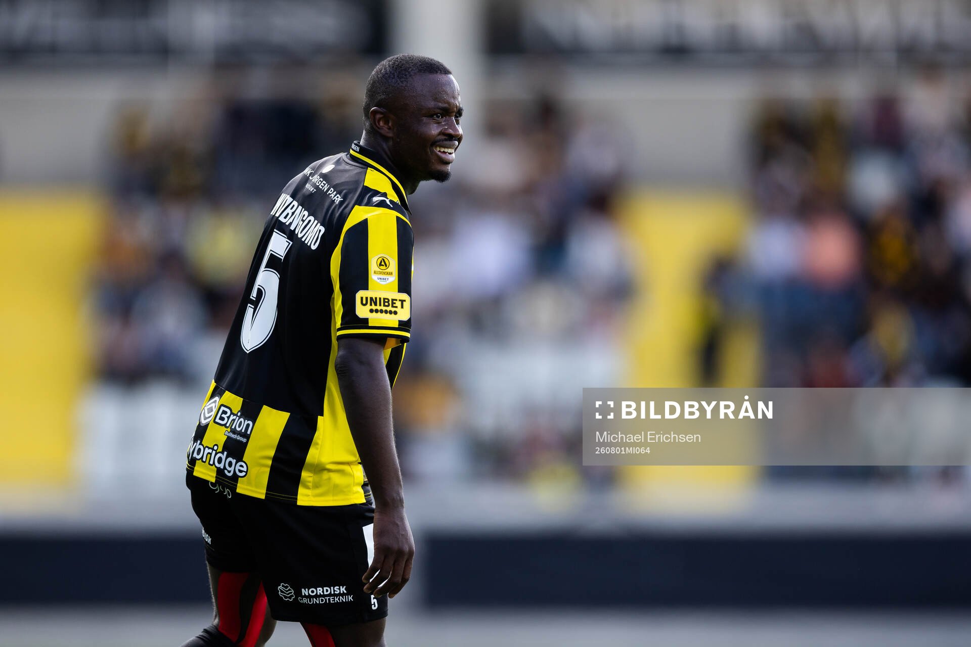 Häckens Brice Wembangomo har ont