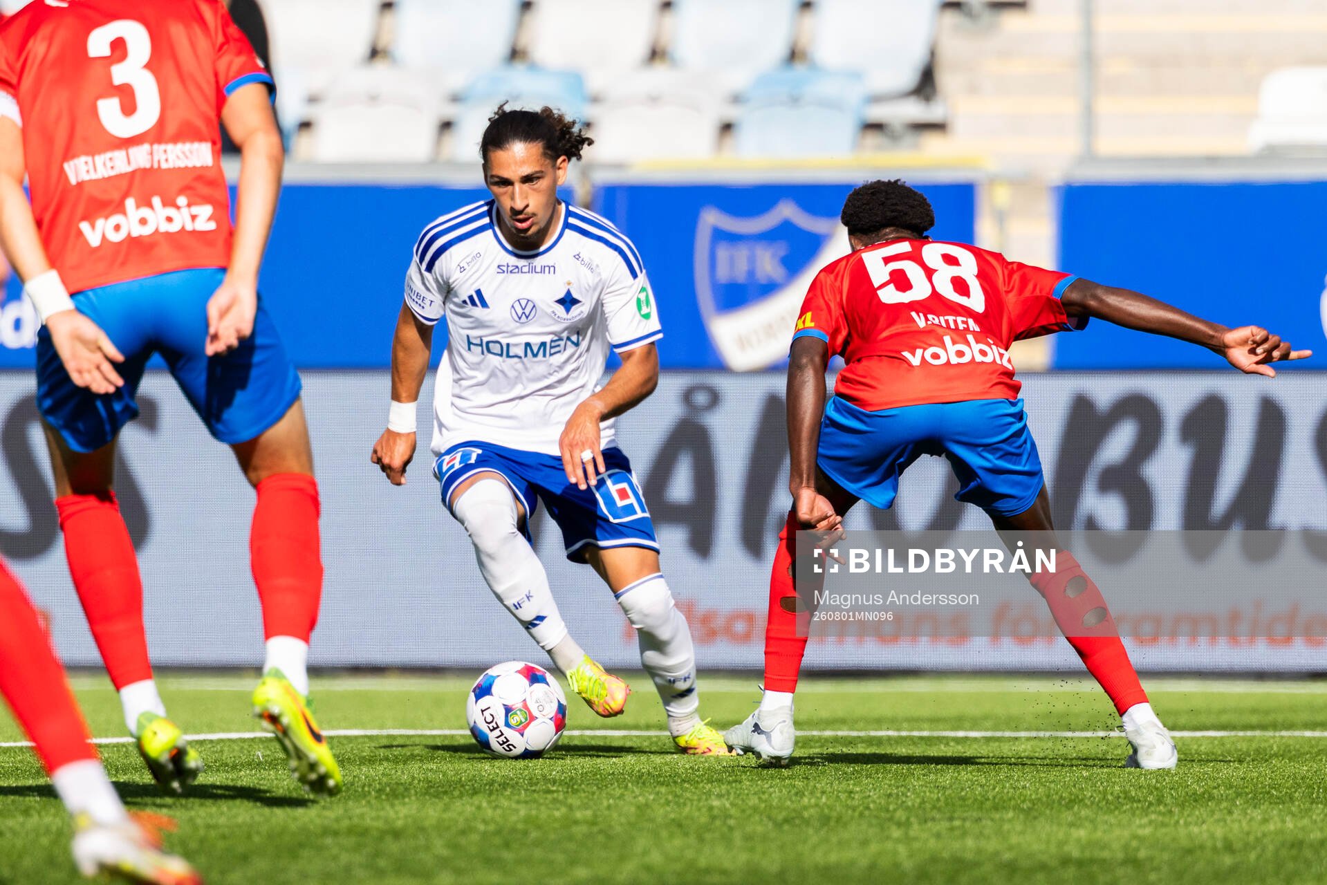 IFK Norrköpings Elias Jemal och Helsingborgs Clancy Valere