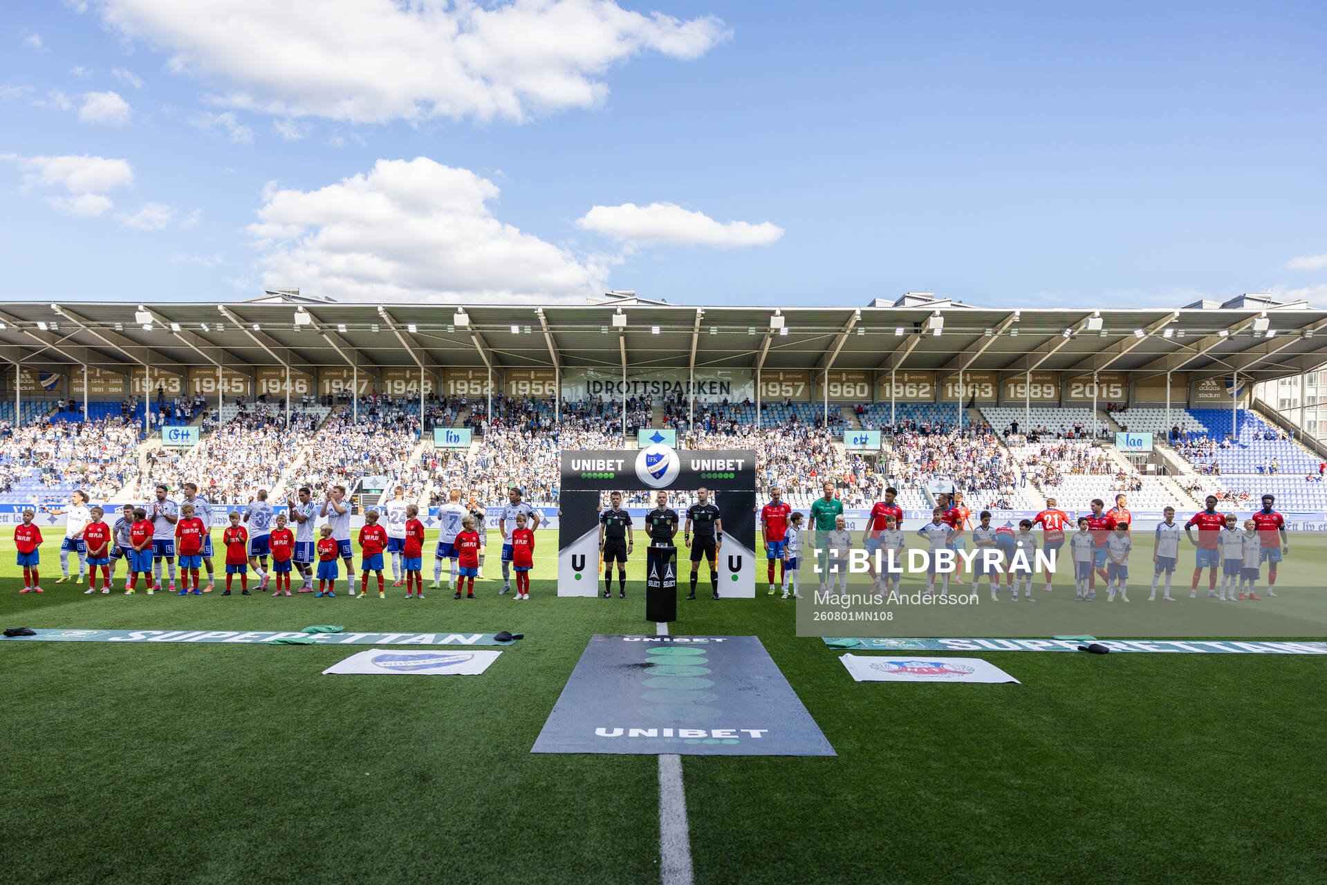 IFK Norrköpings spelare och Helsingborgs spelare