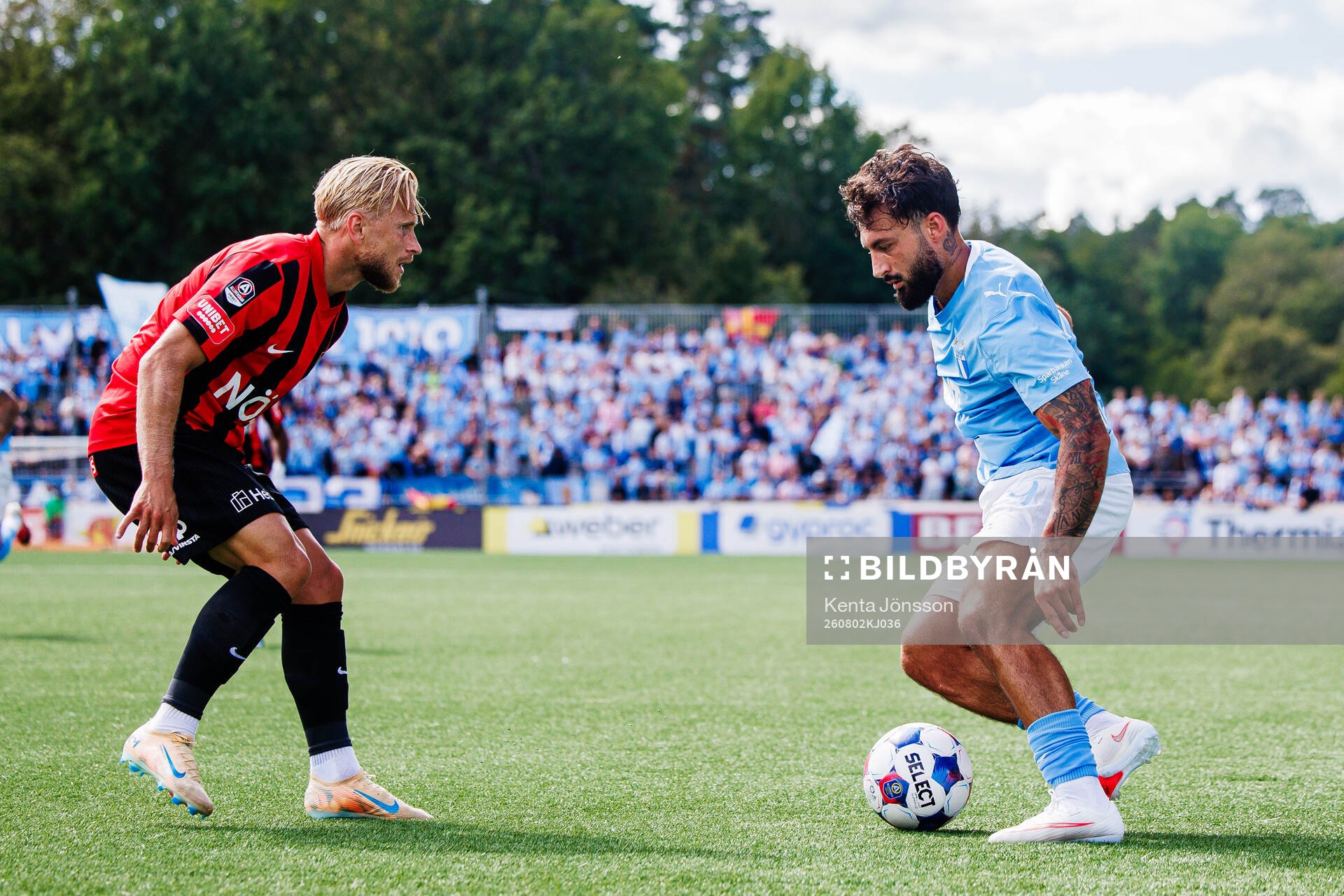 Brommapojkarnas Simon Strand och Malmö FFs Sead