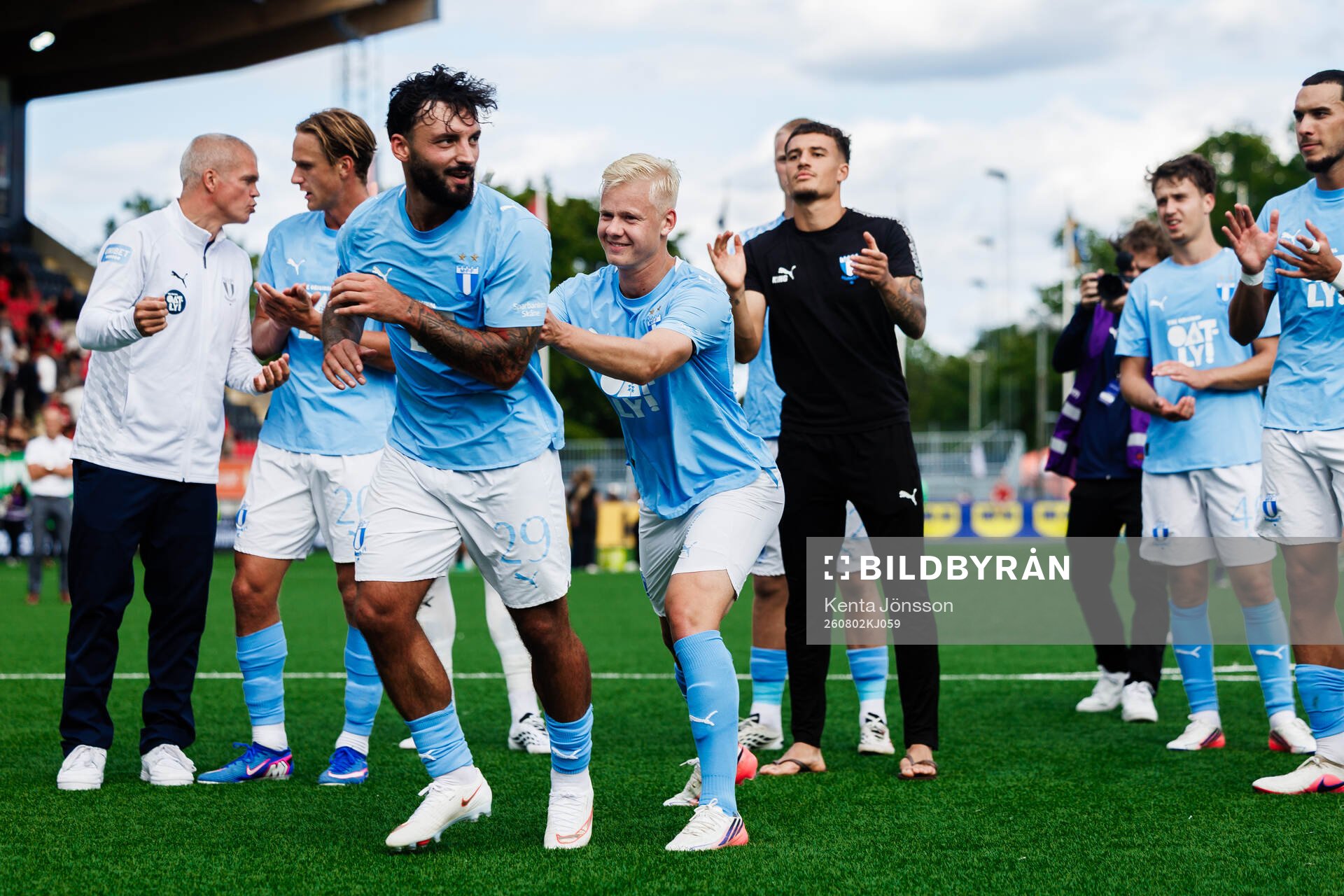 Malmö FFs Sead Haksabanovic och Otto Rosengren jublar