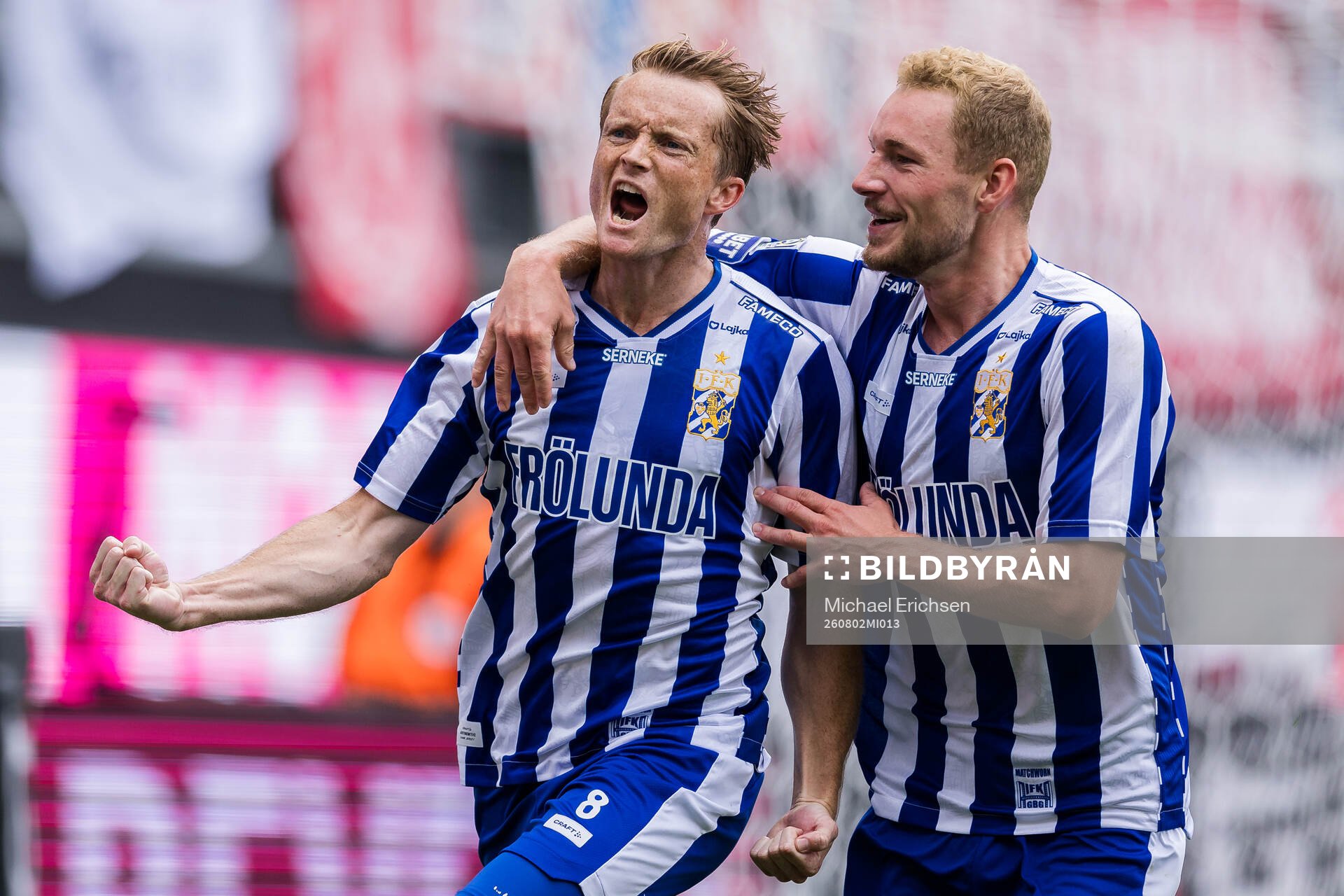 IFK Göteborgs Sam Larsson och Adam Bergmark Wiberg jublar