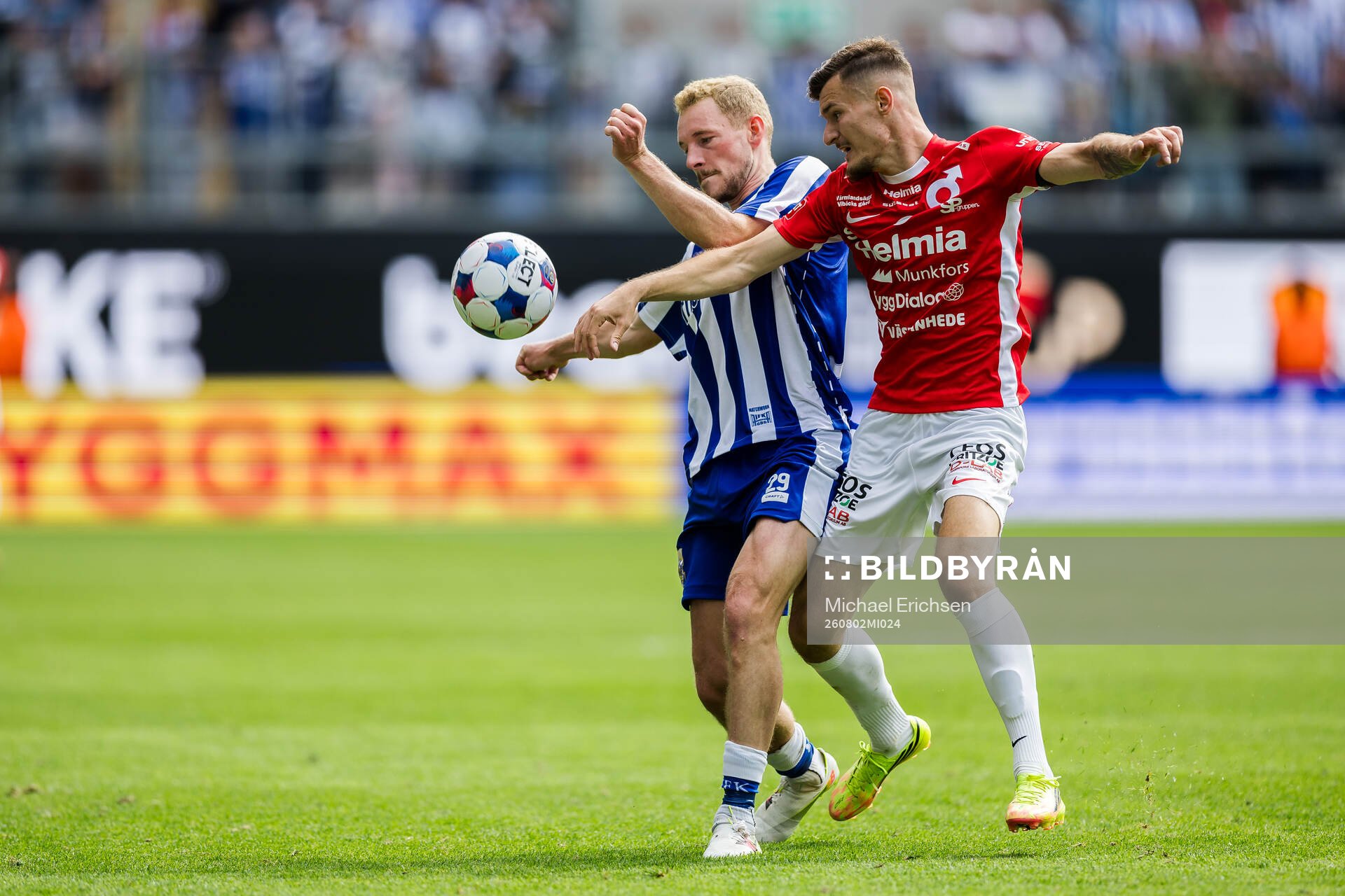 IFK Göteborgs Adam Bergmark Wiberg och Degerfors Robin