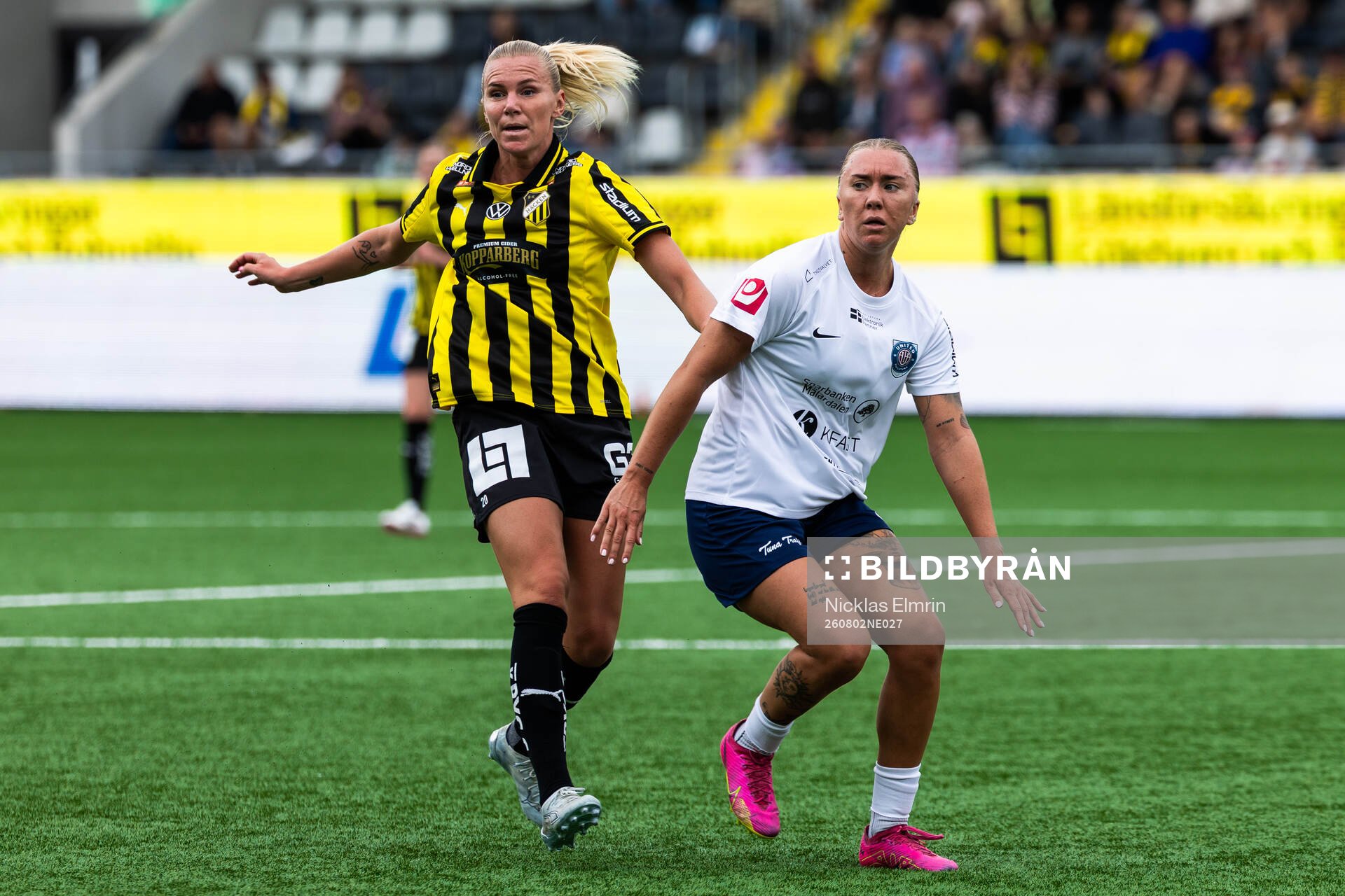 Häckens Josefine Rybrink och Eskilstuna United DFFs Linnea