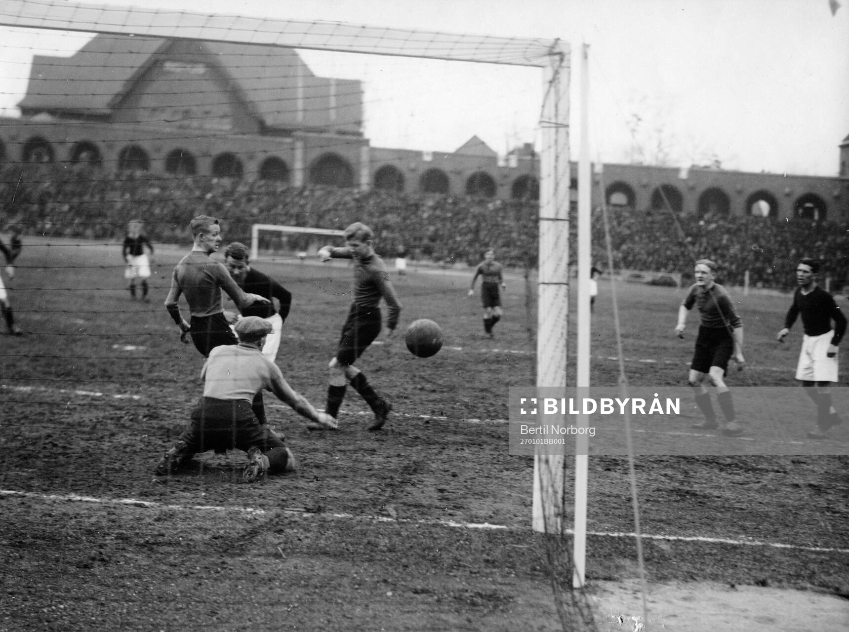 Fotboll, AIK - Elfsborg I.F. 1927. AIK gör sitt första