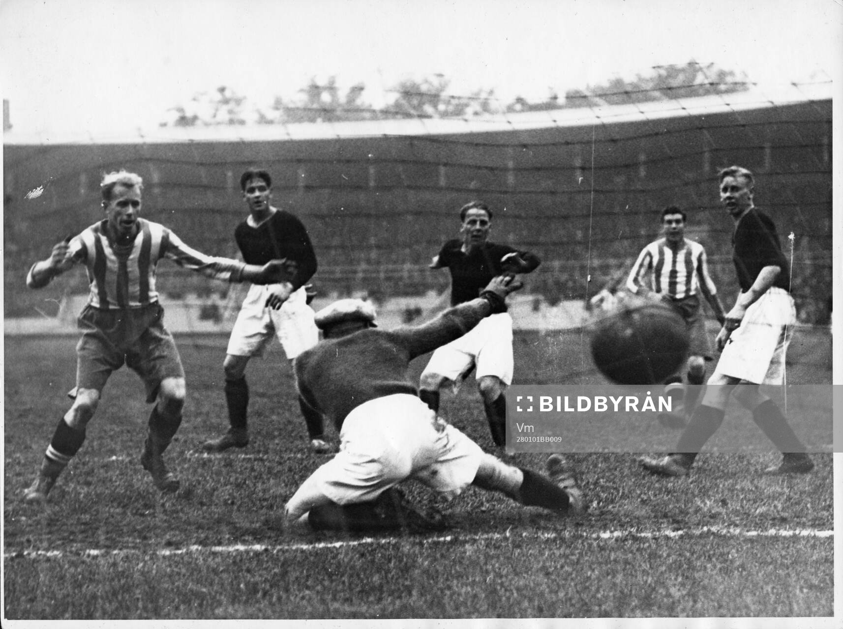 Fotboll, Fotboll på stadion 1928.
