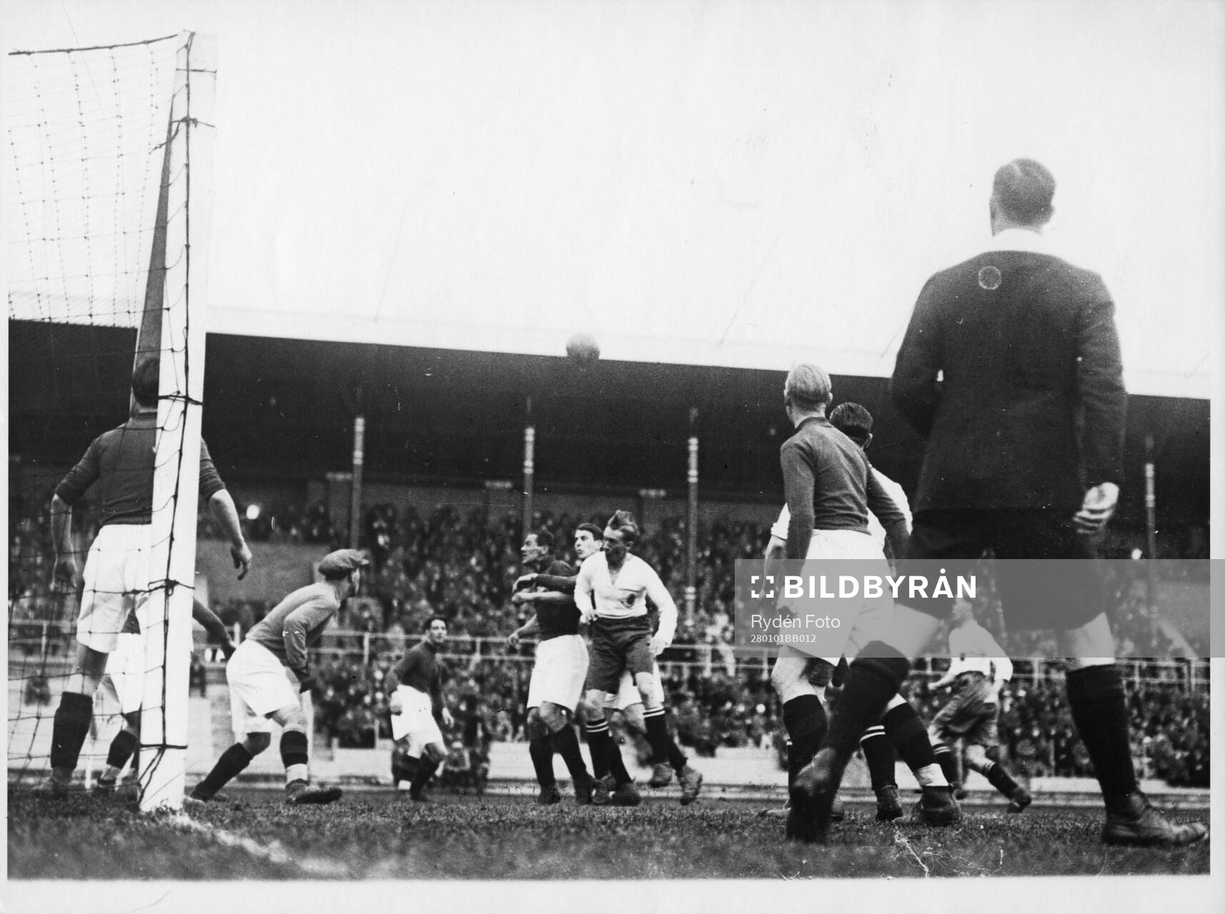 Fotboll, Stockholmslaget mot ett engelskt 1928. Stockholm,