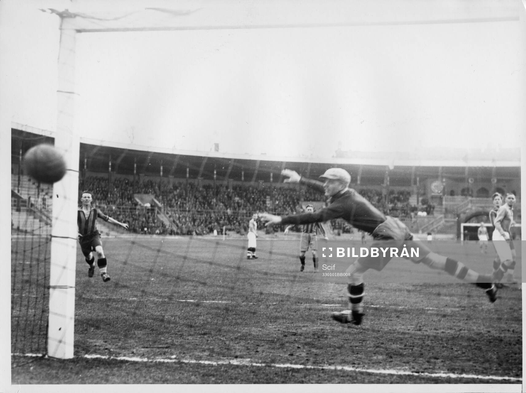 Fotboll, Reymersholm - Djurgården IF, div. II, 1933.