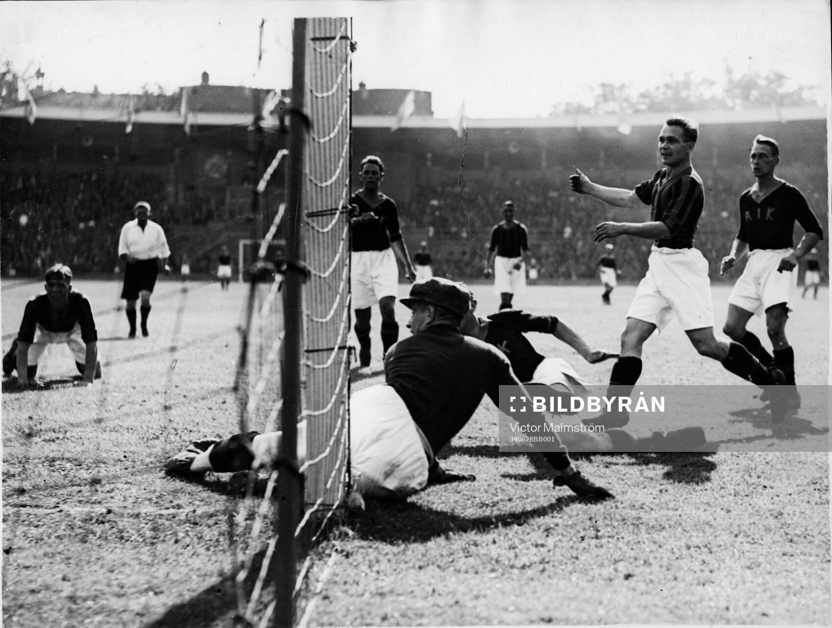 Fotboll. A.I.K.- Gais 28/6 1934