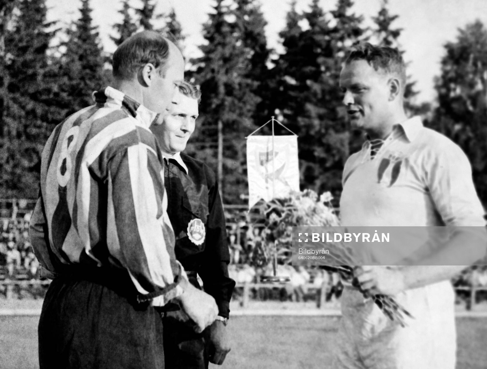 Gunnar Gren, Gais, Knut Persson, Hässleholm domare och