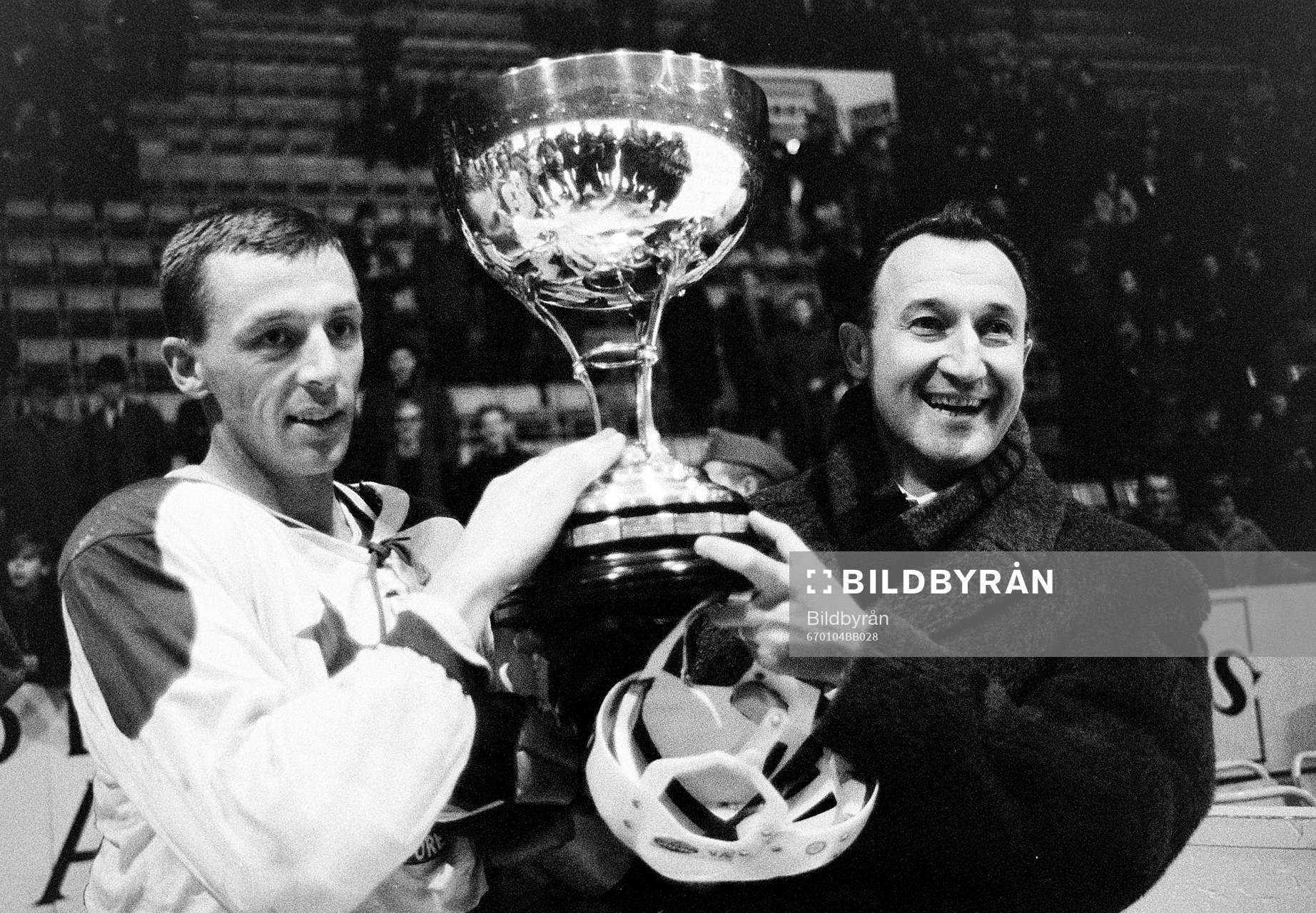 Nisse Nilsson, Leksand med pokalen och tränare Vladimir