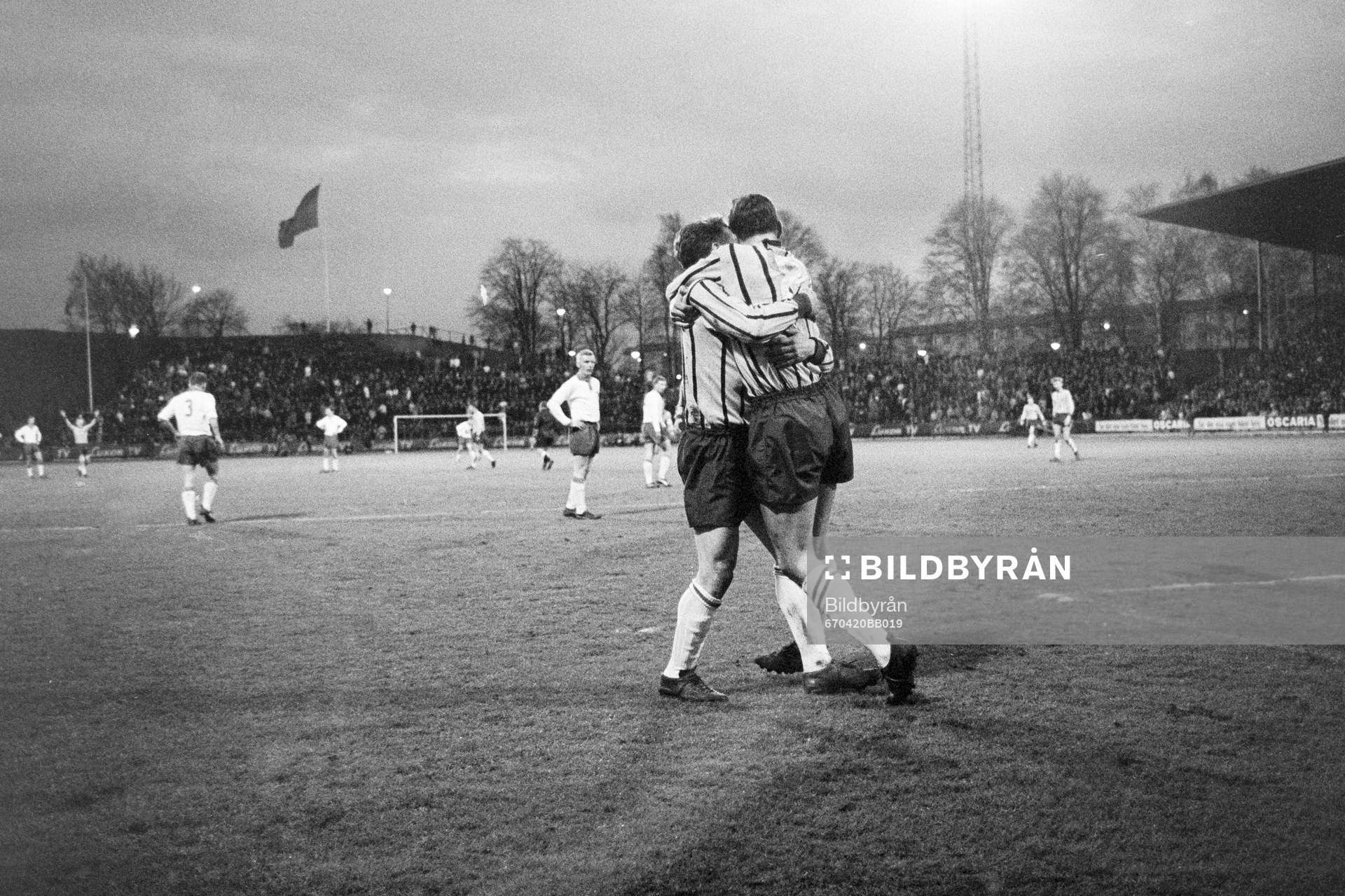 Kay Wiestål och Djurgården jublar