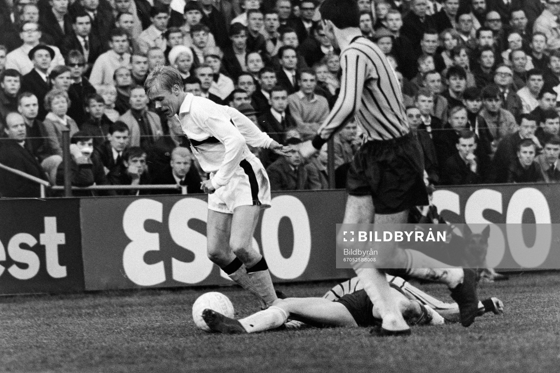 Björn Carlsson, AIK med bollen