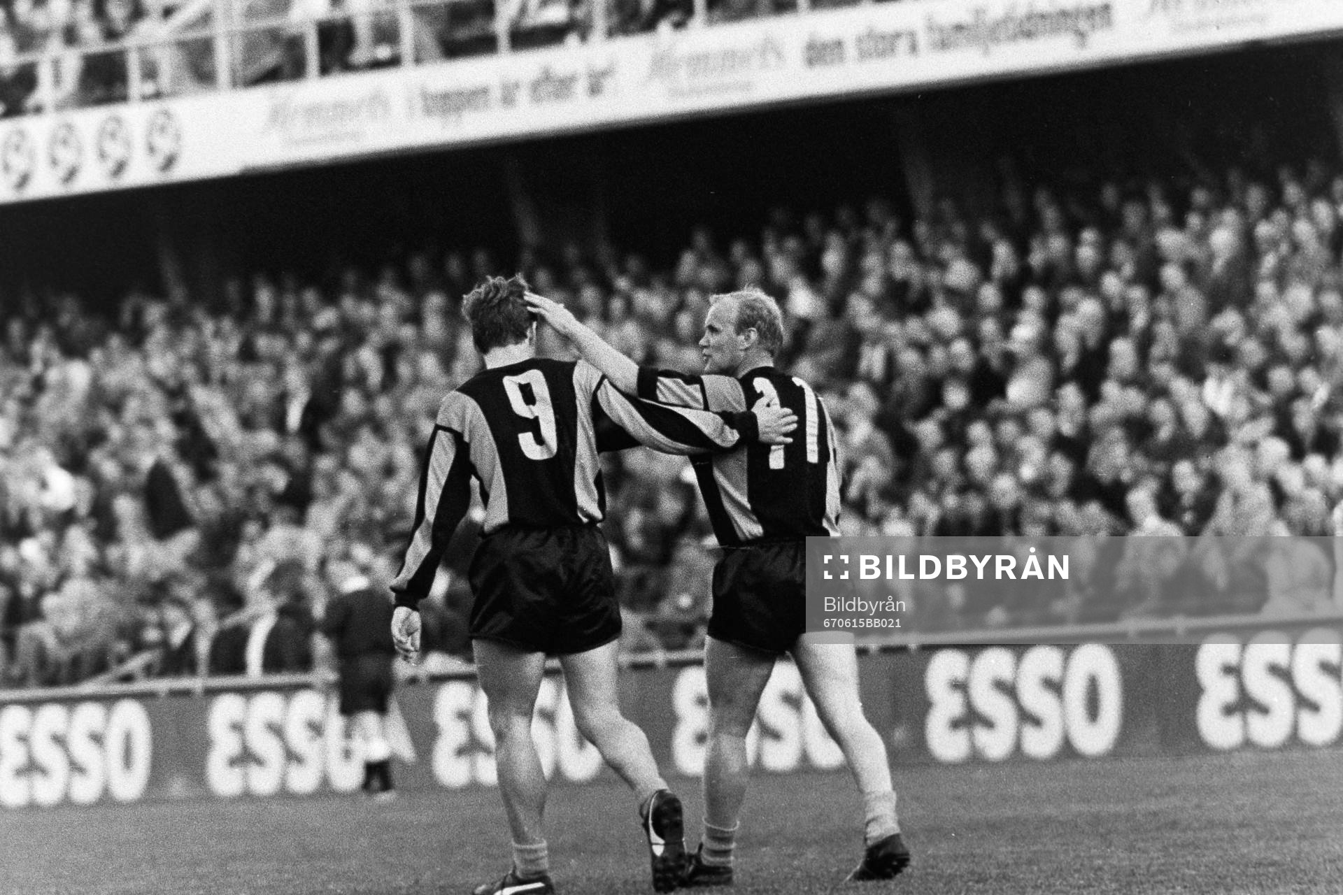 Fotboll, Allsvenskan, Hammarby - Djurgården, 2-1: Rolf Andersson och Lennart Skoglund, Hammarby under matchen.