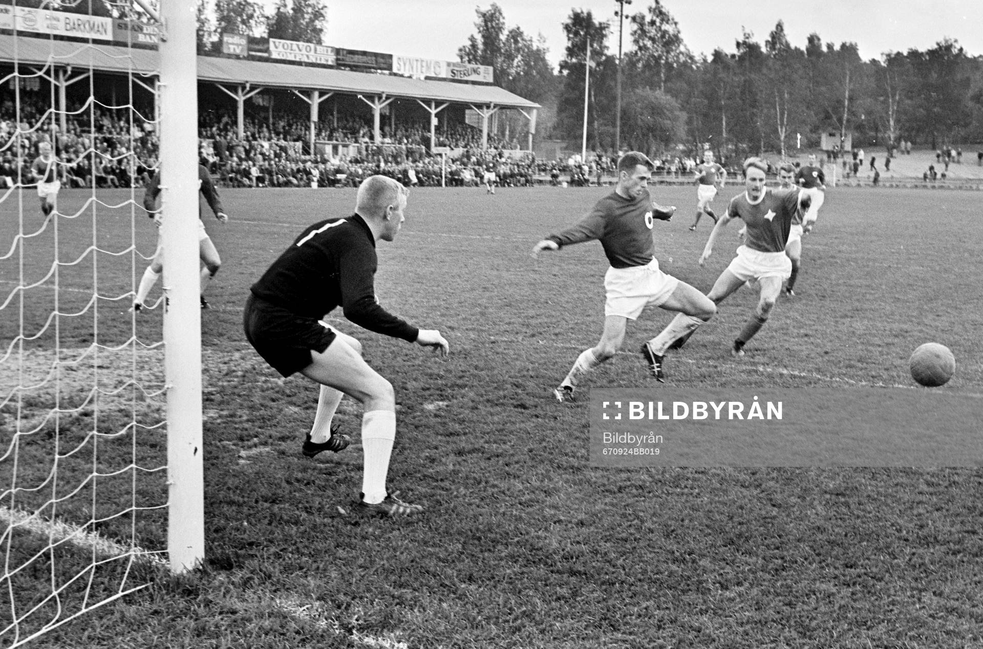 Situation framför degerfors målvakt