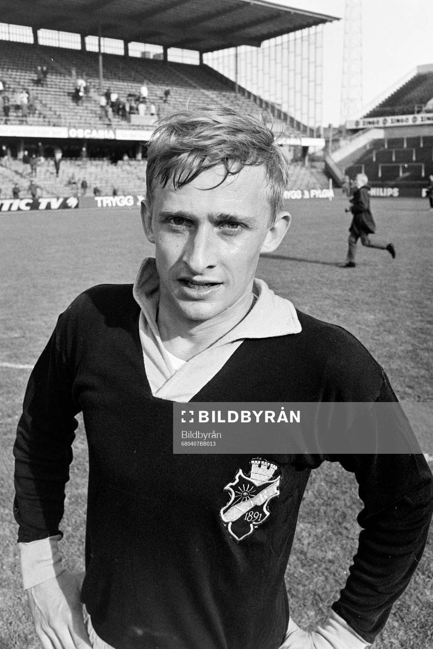 Fotboll, AIK - Öster: Per-Erik Nyberg, AIK.
