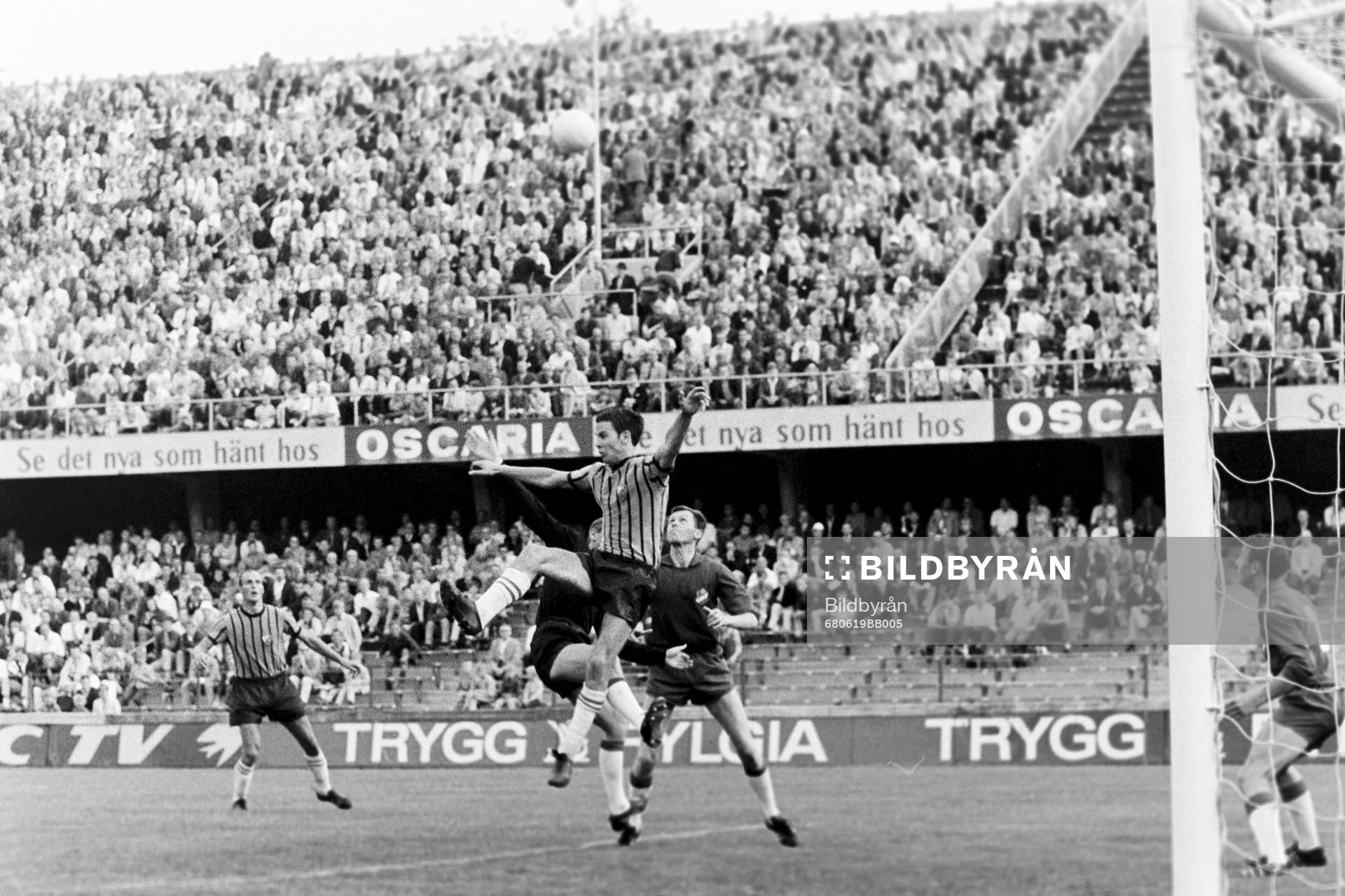 Claes Cronqvist, Djurgården i kamp om bollen
