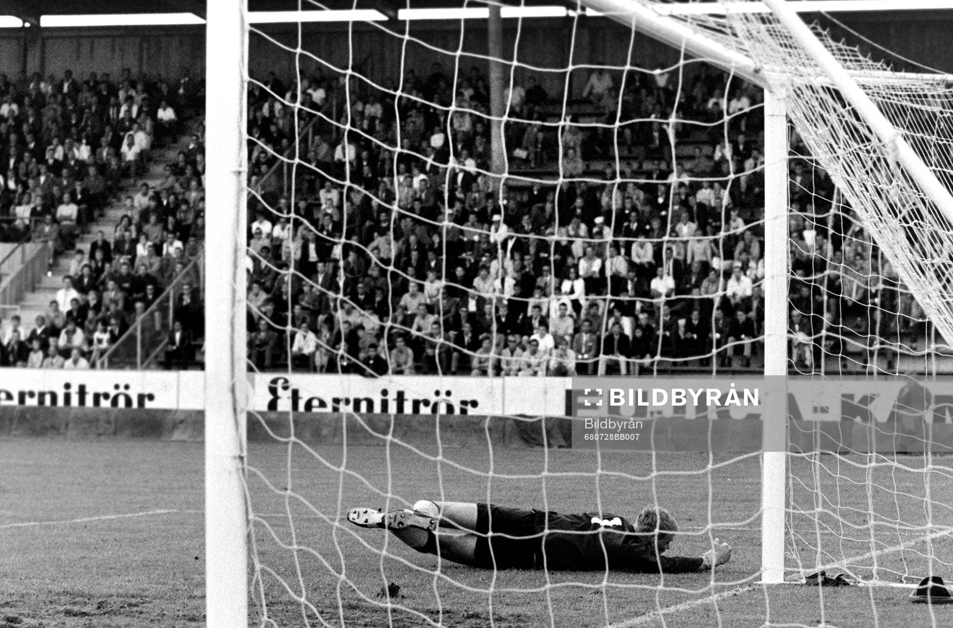 Fotboll, Svenska Cupen, Hammarby - Öster, 3-6: Ronnie Hellström, målvakt i Hammarby.