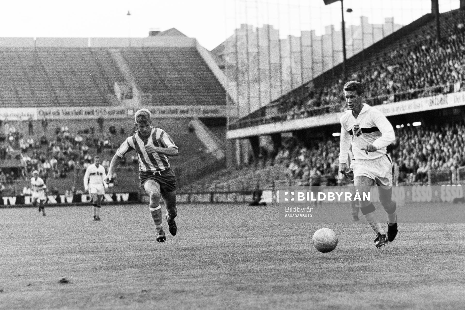 Kurt Andersson, AIK med bollen