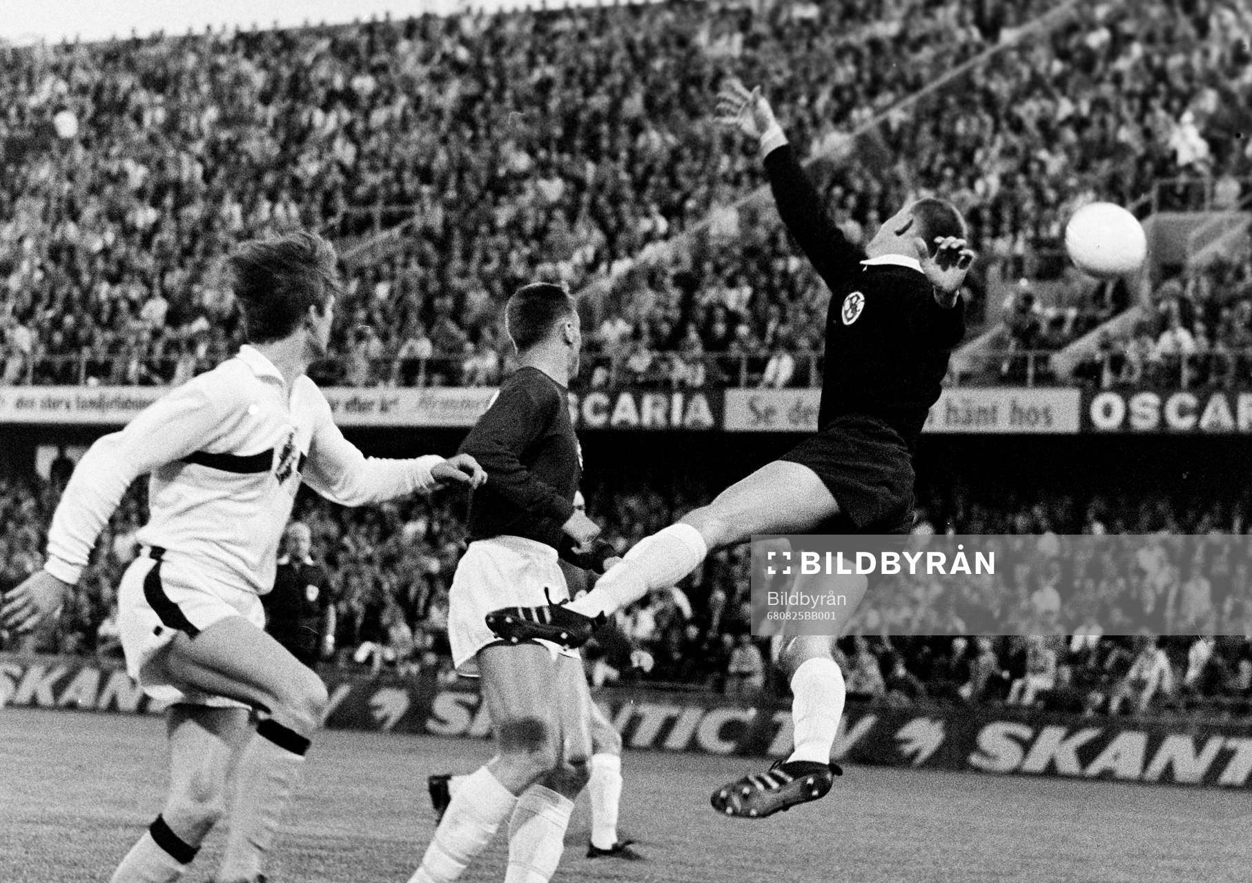 Sven-Gunnar Larsson, målvakt i Örebro