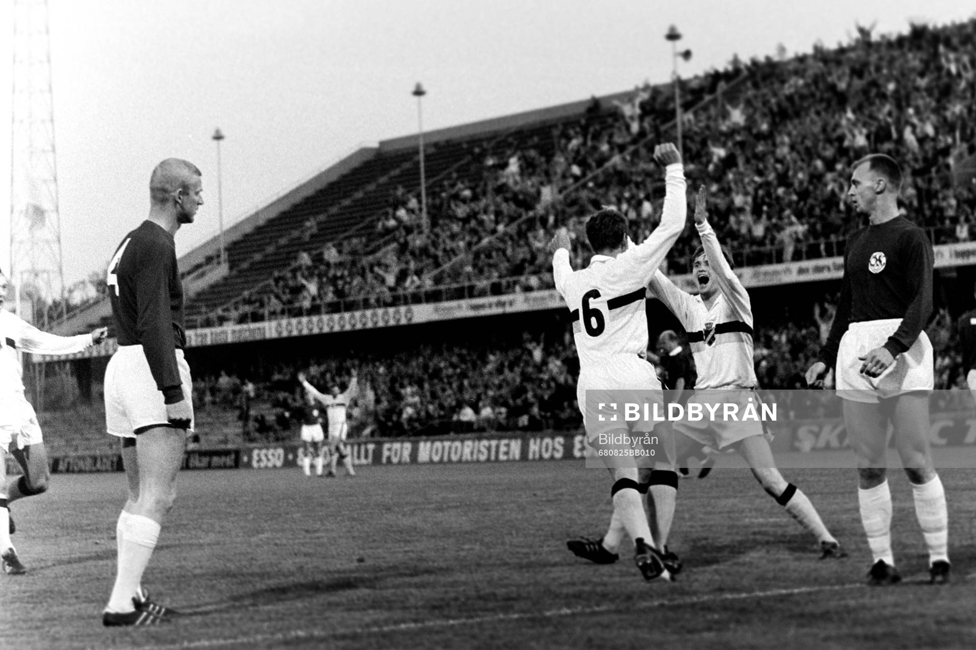 Kurt Andersson nickar in 1-0 till AIK