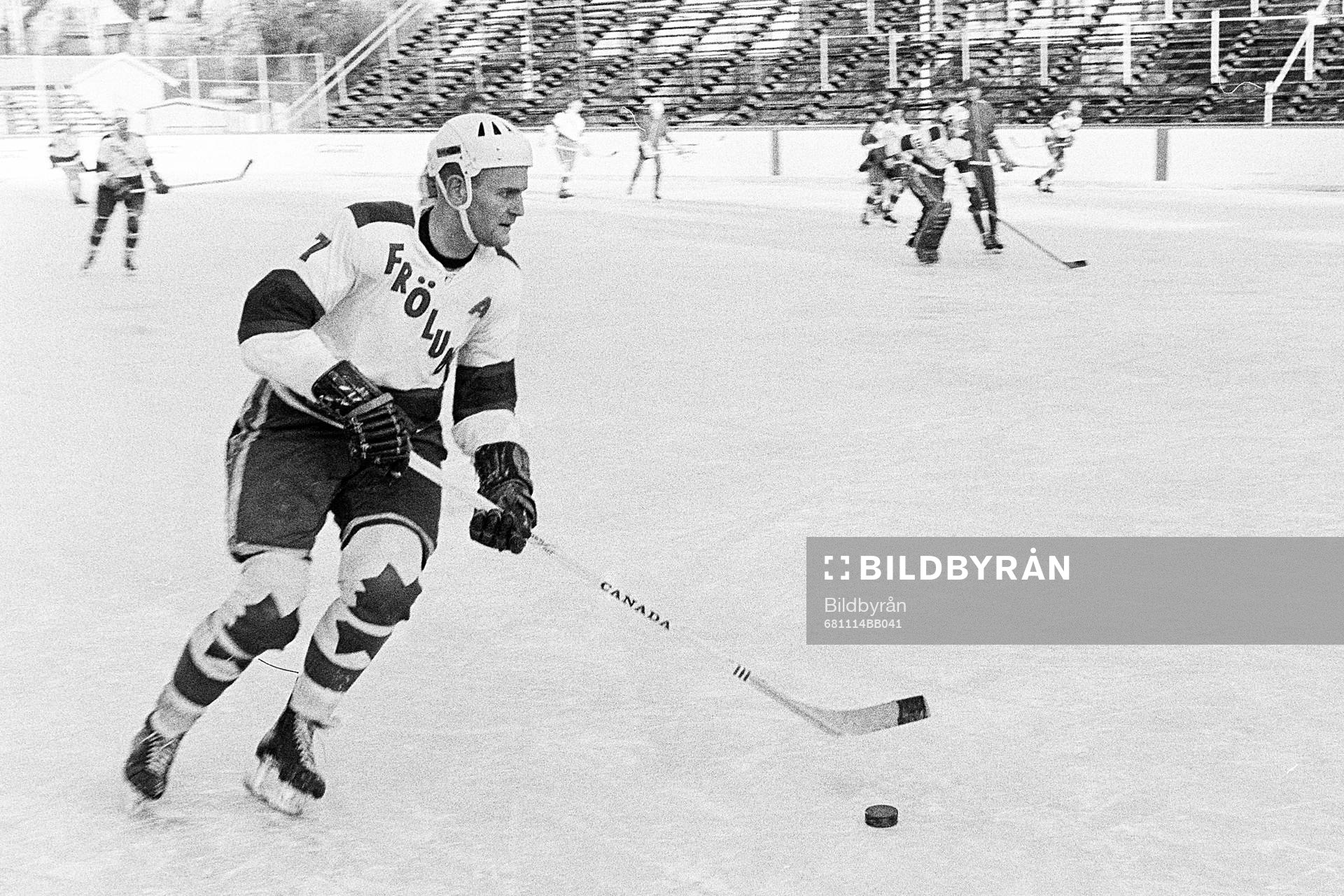 Ulf Sterner med pucken