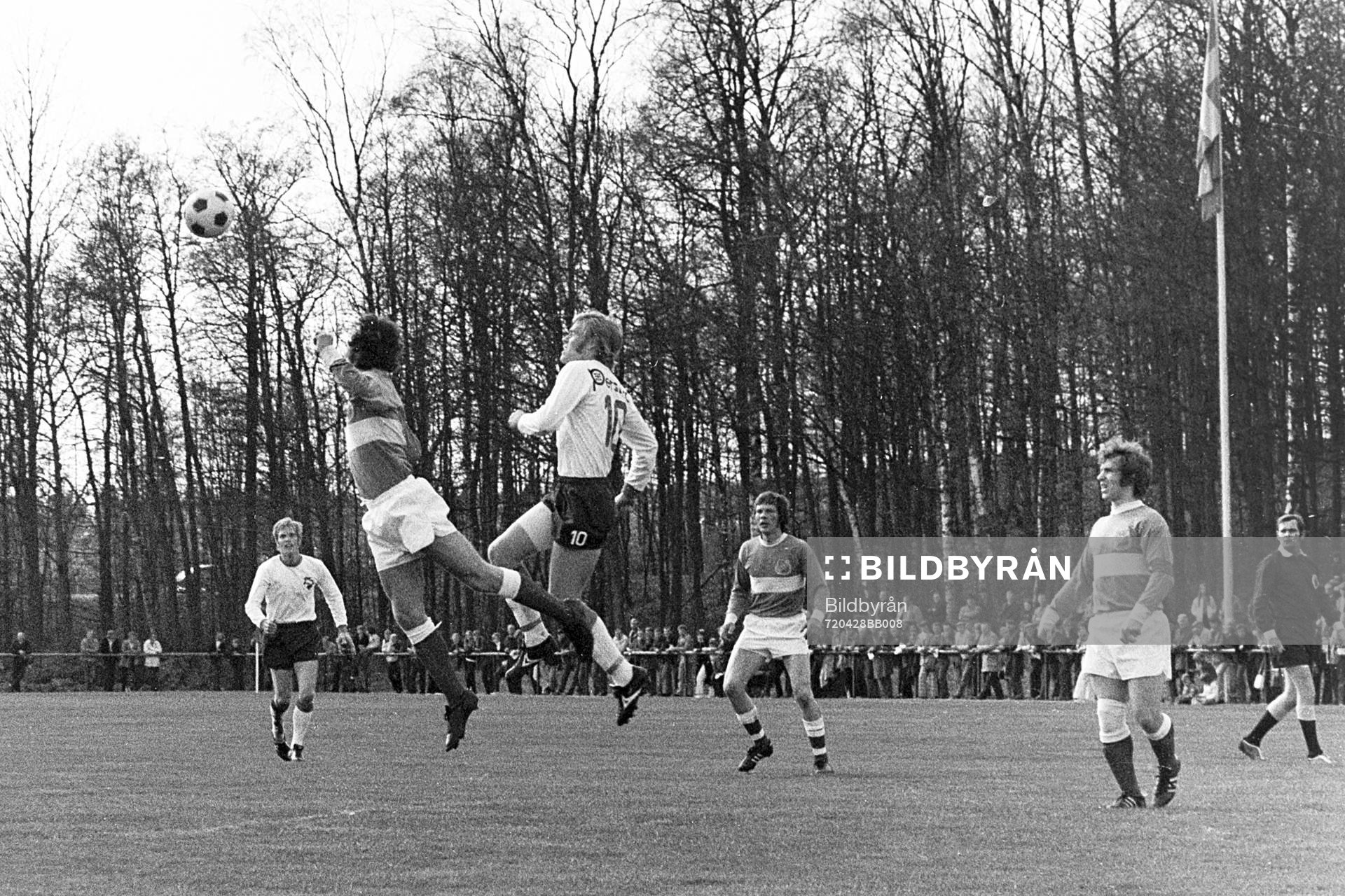 Kamp om bollen
