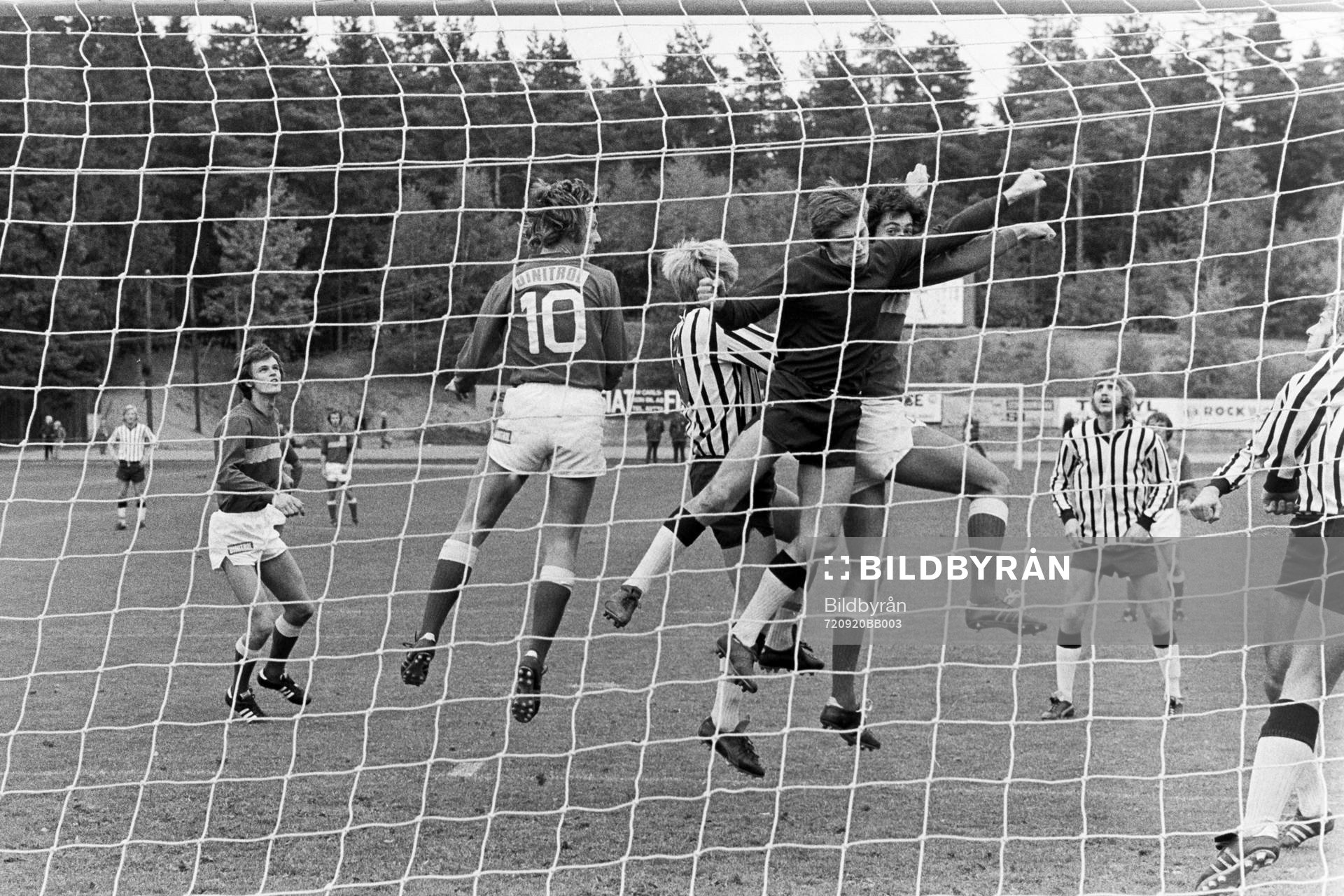 Alf Jönsson, Hässleholm framför blomstermålas målvakt