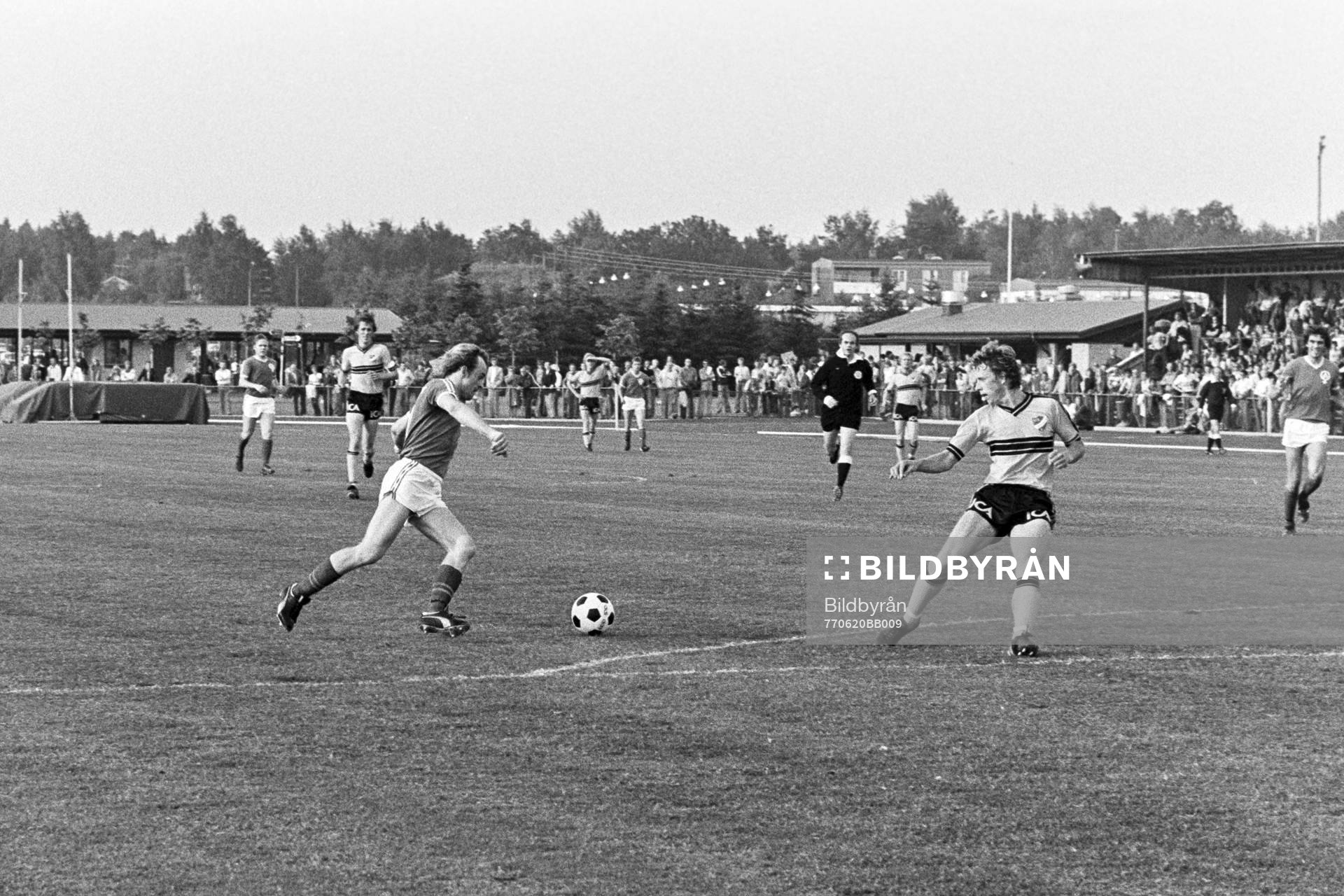Leif Thell, Åtvidaberg med bollen