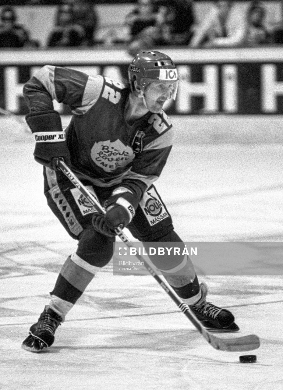 Hans Jax, Björklöven med pucken