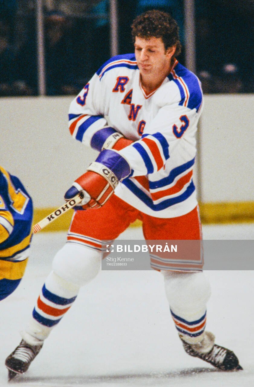 Barry Beck of New York Rangers