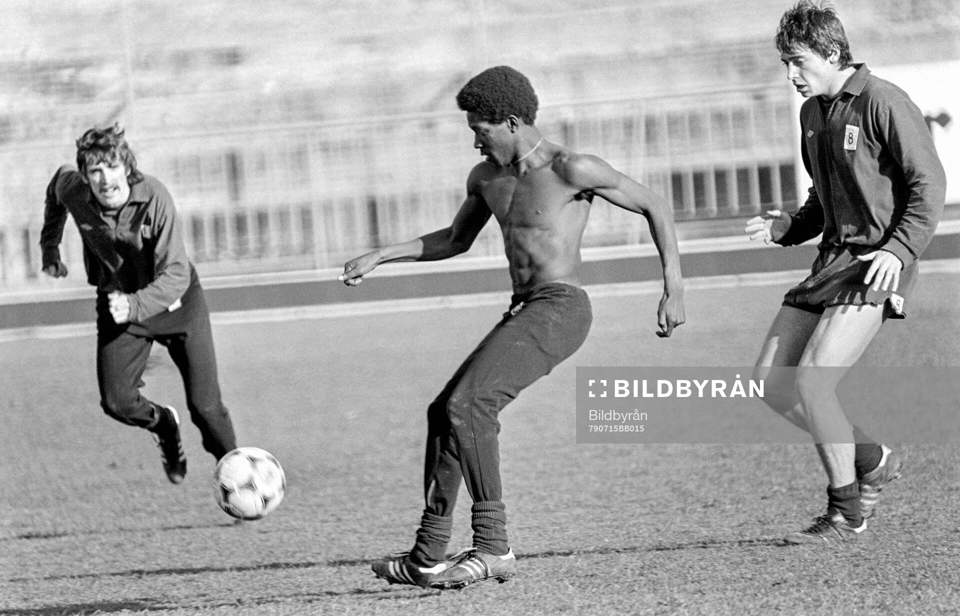 Football, English First Division 1979-1980, Manchester City: Dave Bennett at training.  