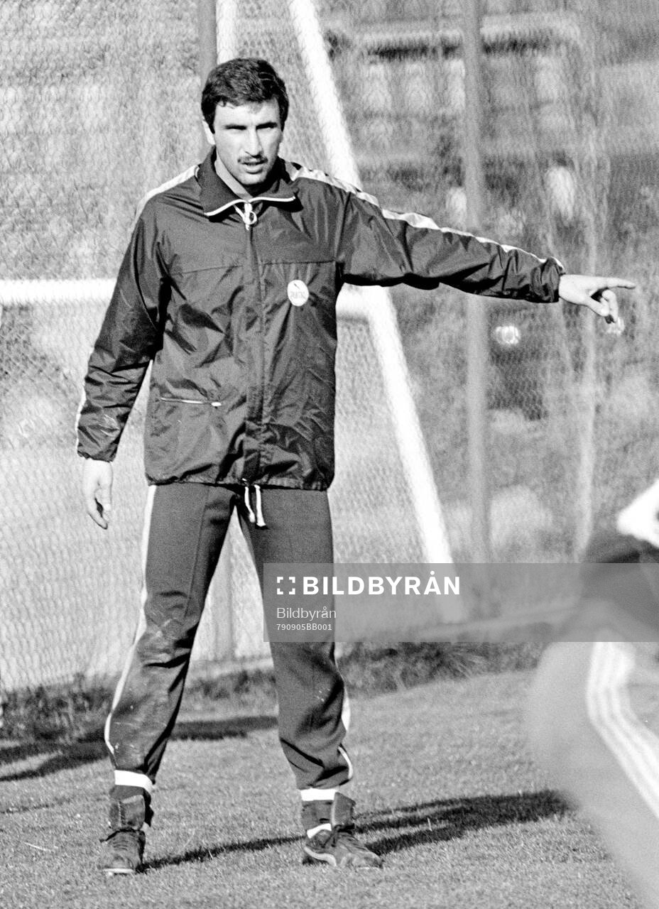Hans Krankl at a training session
