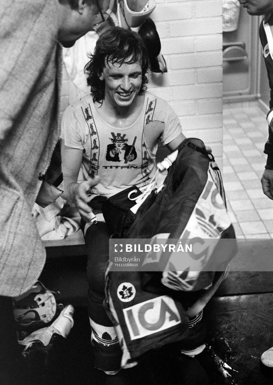 Anders Broström, Västra Frölunda i omklädningsrummet