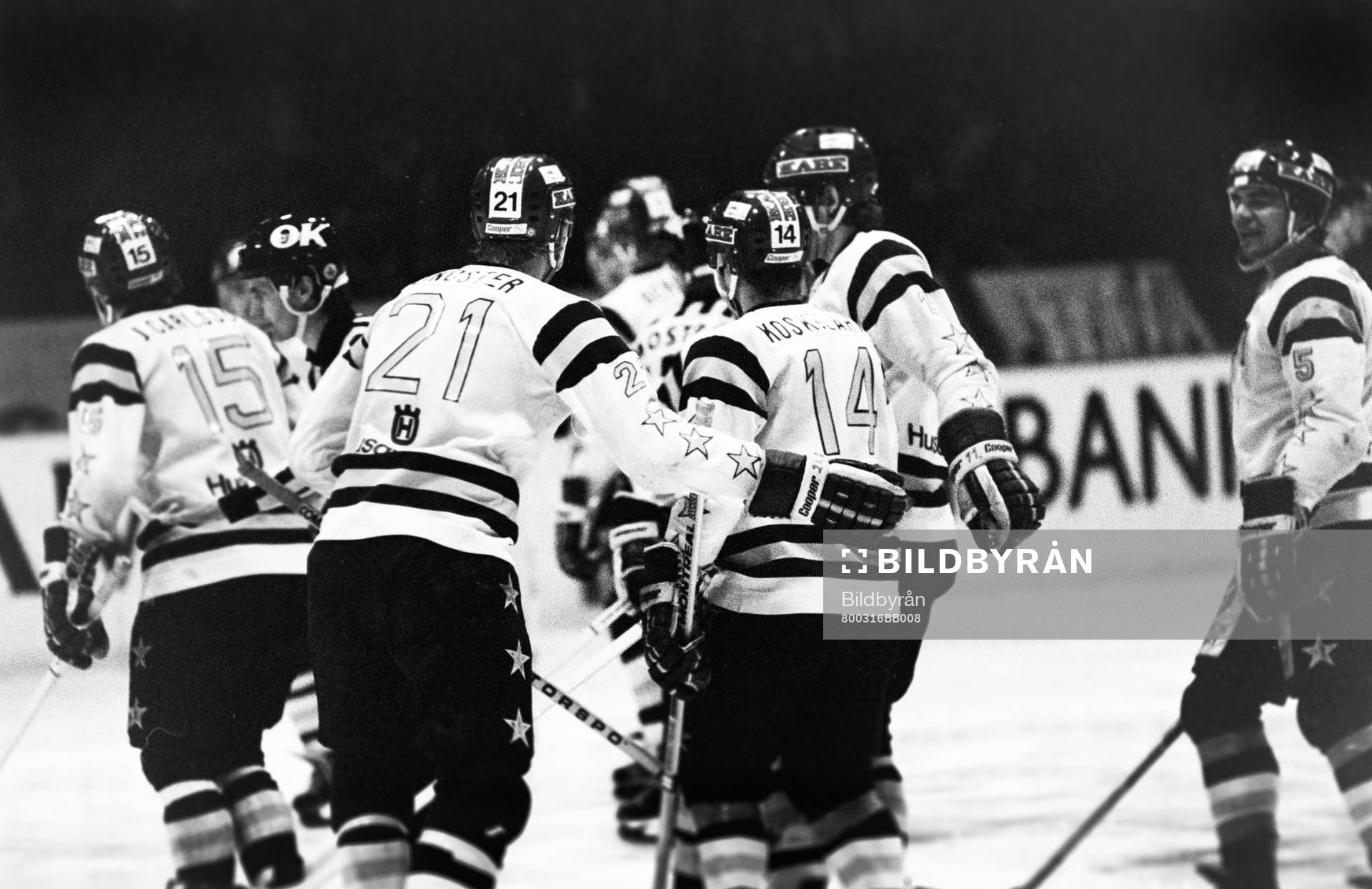 Thomas Lindster och Jukka Koskilahti, HV71 jublar