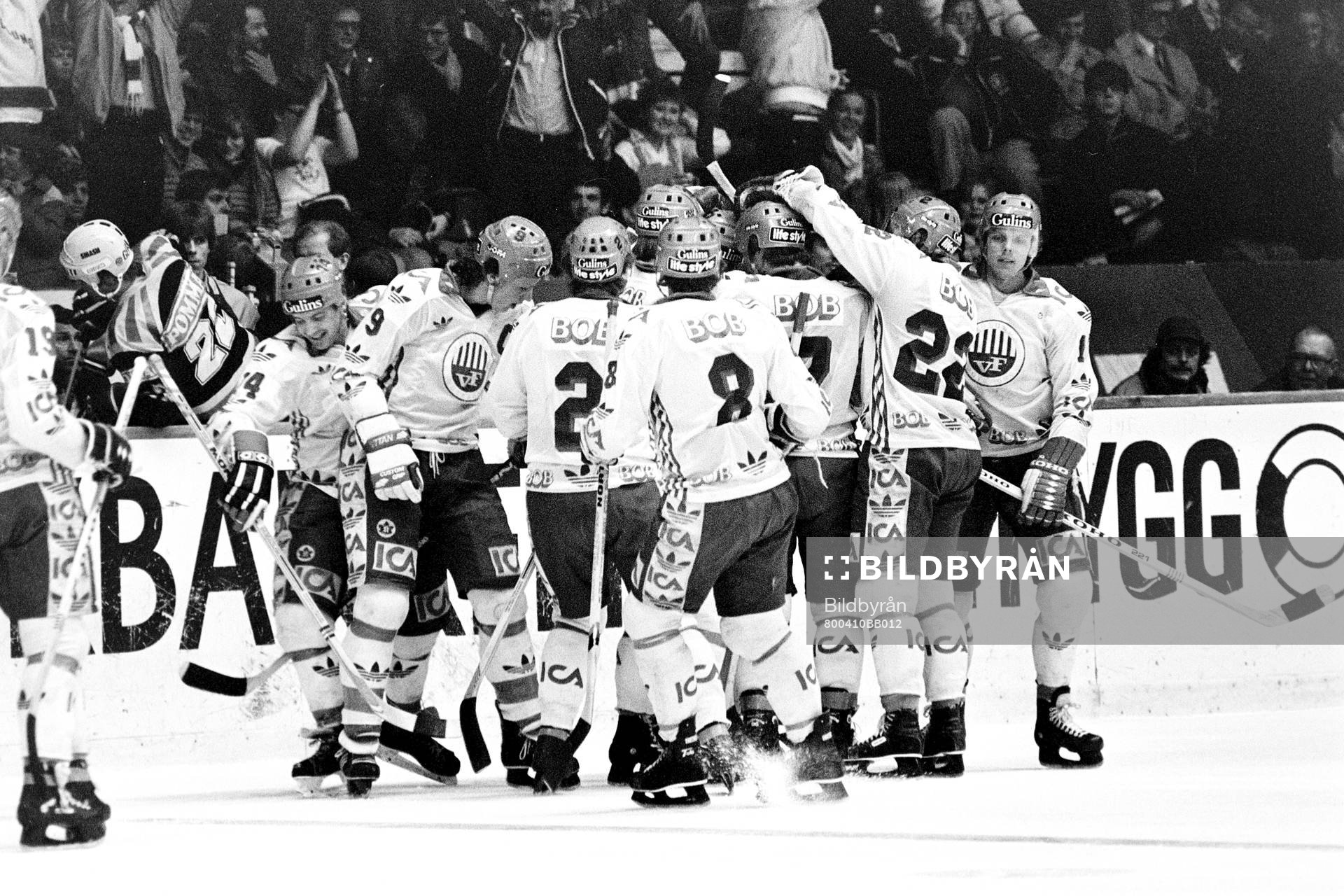 Jubel i Västra Frölunda. Lars-Erik Esbjörs, Västra