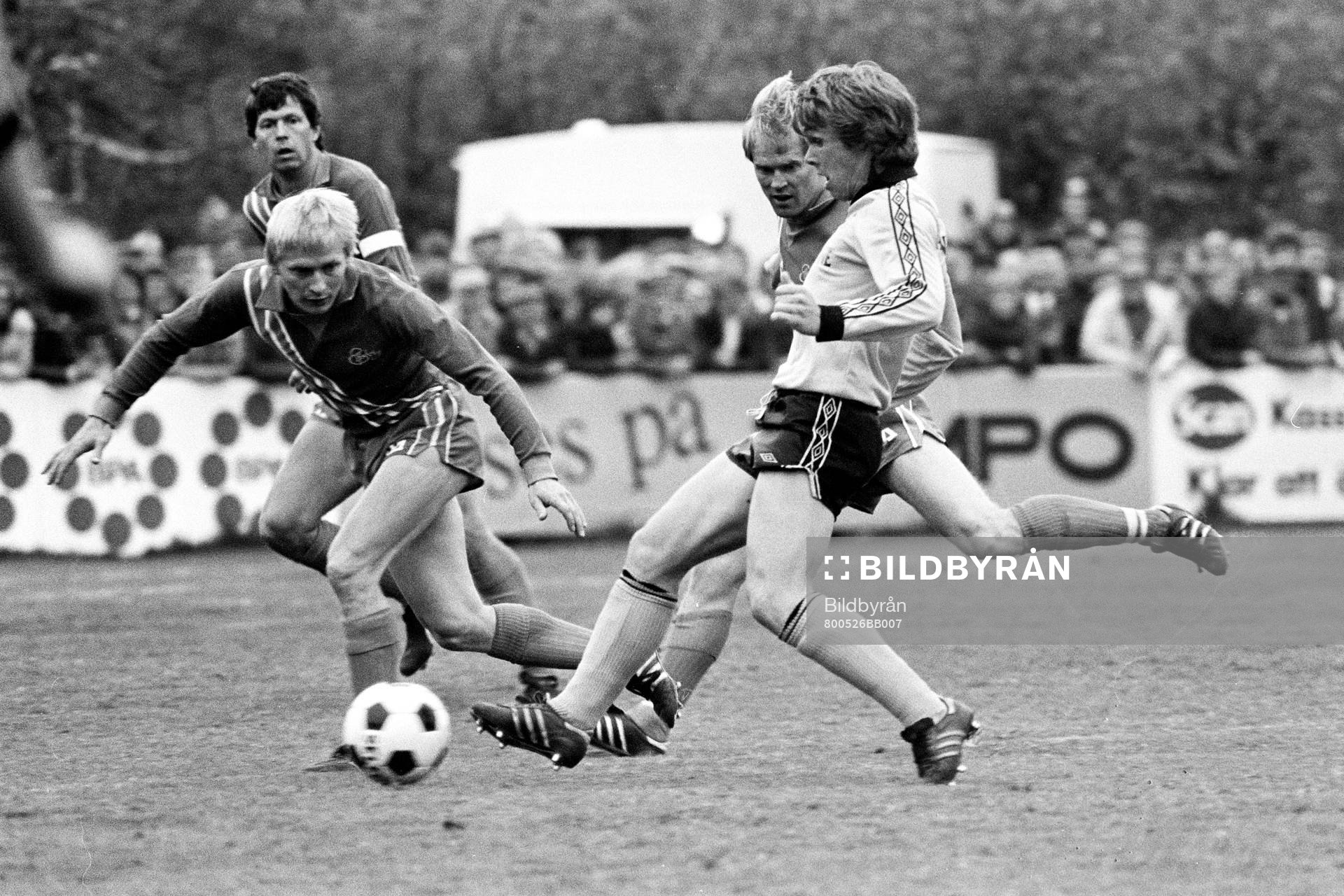 Anders Linderoth, mjällby med bollen